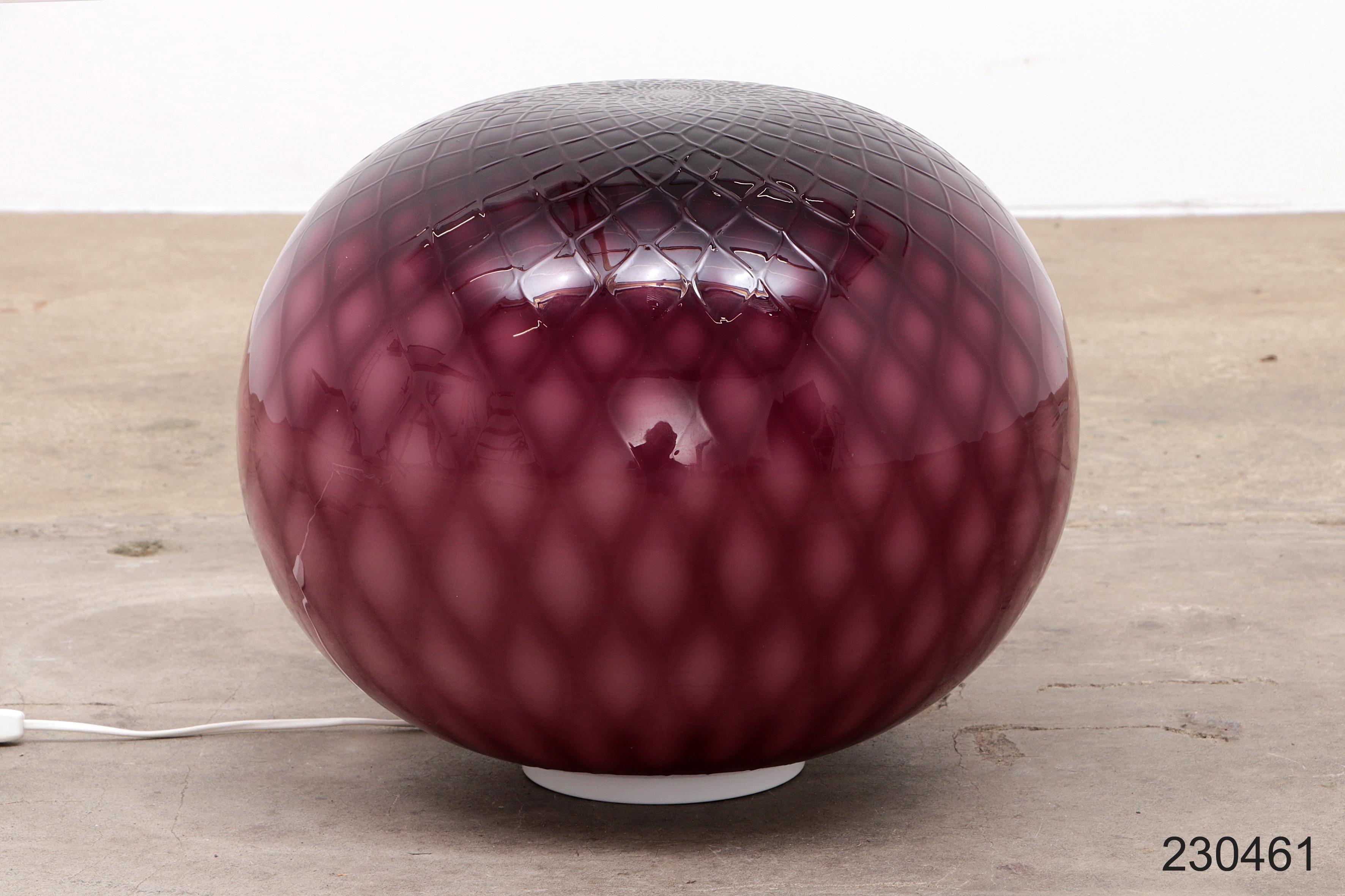 Large Murano table lamp 'Baloon' purple colored, 1970 Italy 6