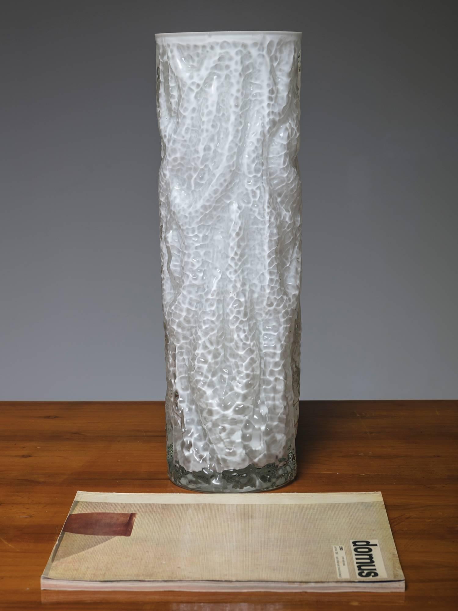 italien Grand vase en verre de Murano texturé Bark par Ingrid Glass, Allemagne, 1970 en vente