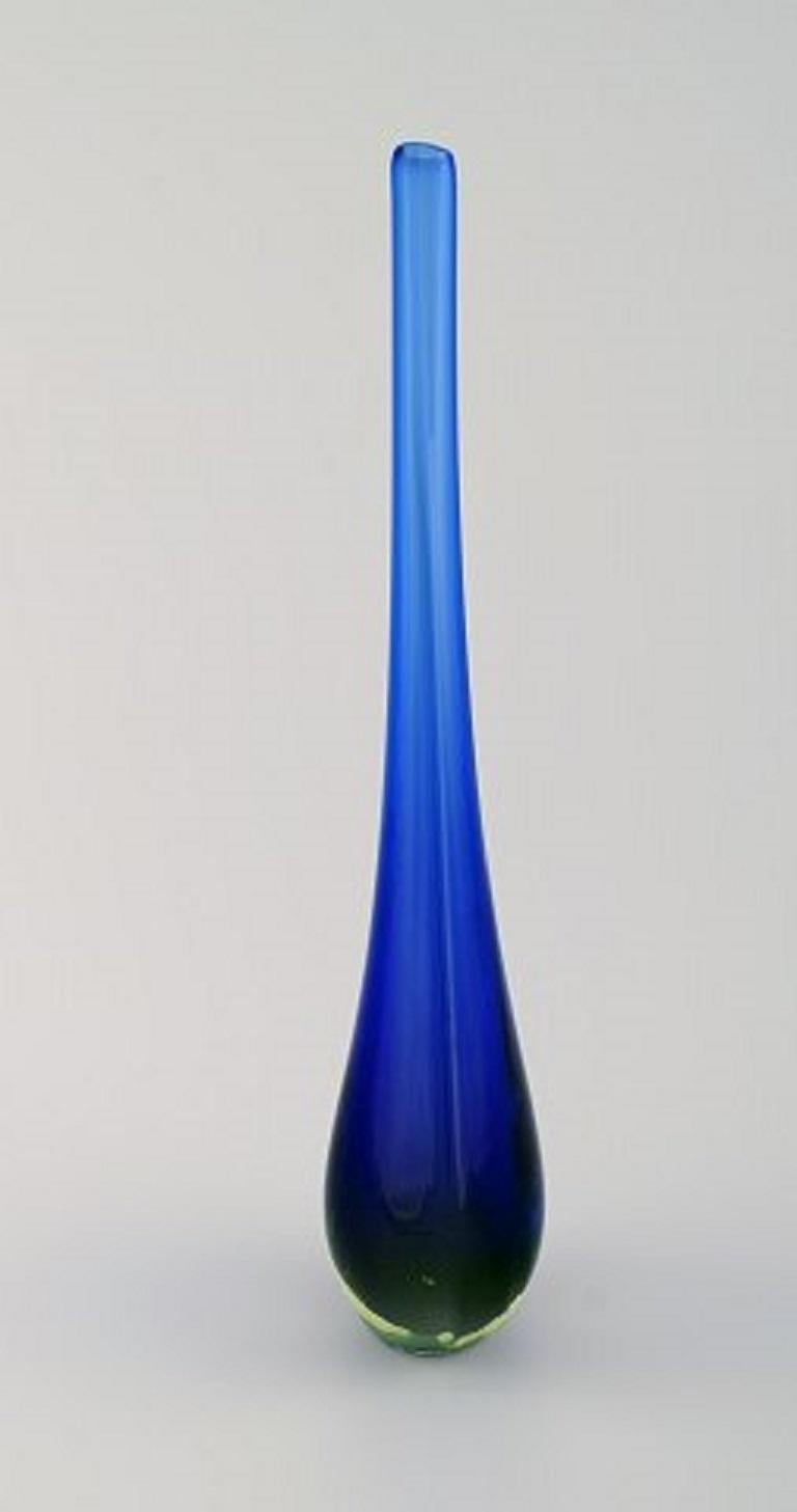 Large Murano Vase in Blue Mouth Blown Art Glass, Italian Design, 1960s In Excellent Condition In Copenhagen, DK
