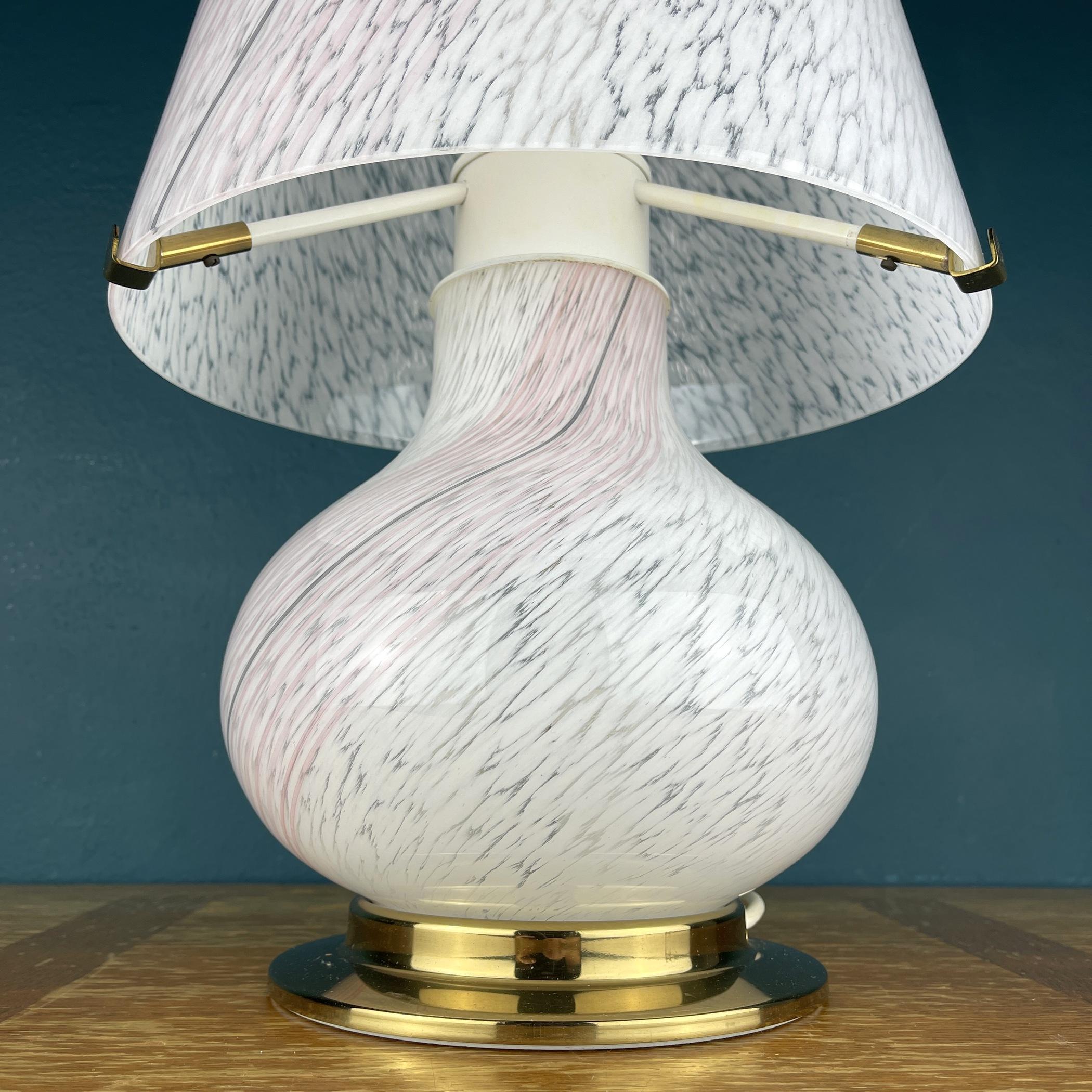 Italian Large Murano Vetri Swirl Mushroom Table Lamp Italy 1970s For Sale