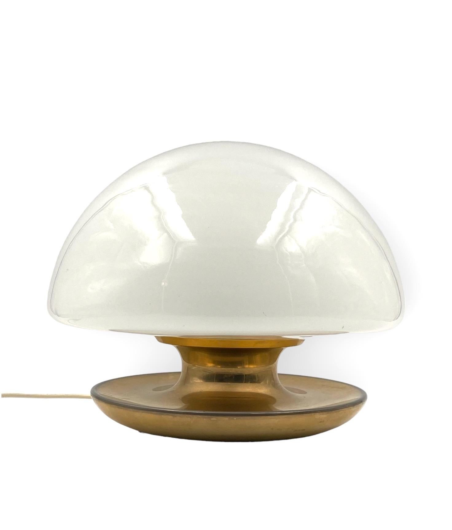 Large mushroom mod. VP table lamp, Balli and Ballardini, Sirrah, 1970s For Sale 7