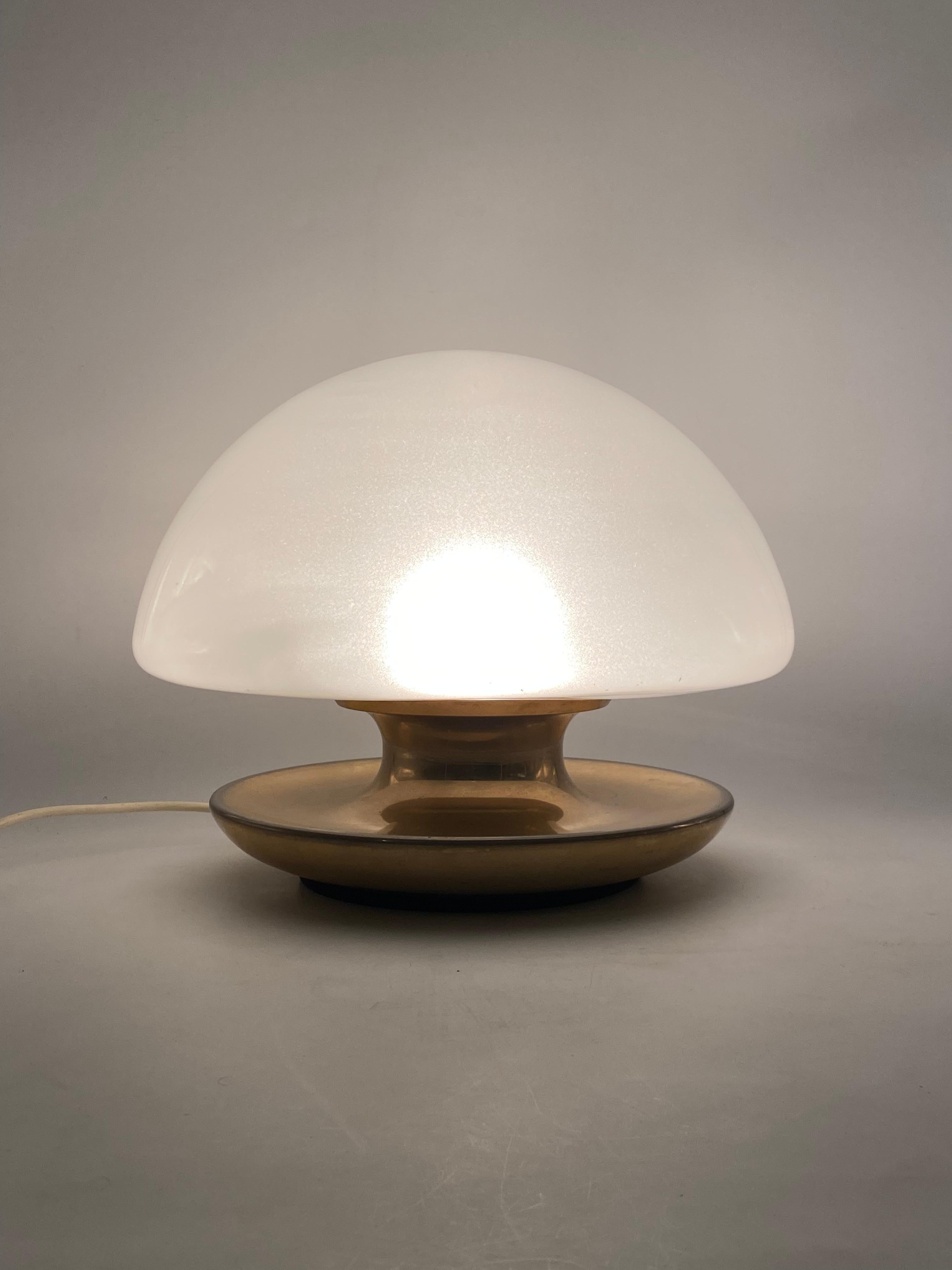 Large mushroom mod. VP table lamp, Balli and Ballardini, Sirrah, 1970s 9