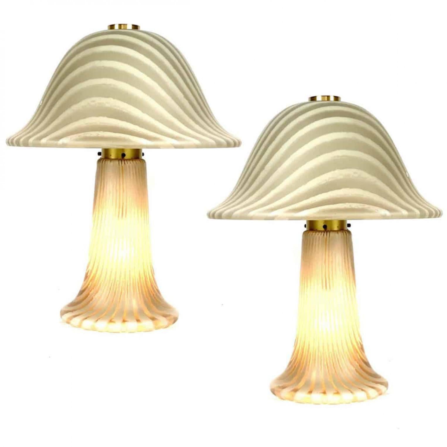 Large Mushroom Table Lamp by Peill Putzler, 1970s Era espacial en venta