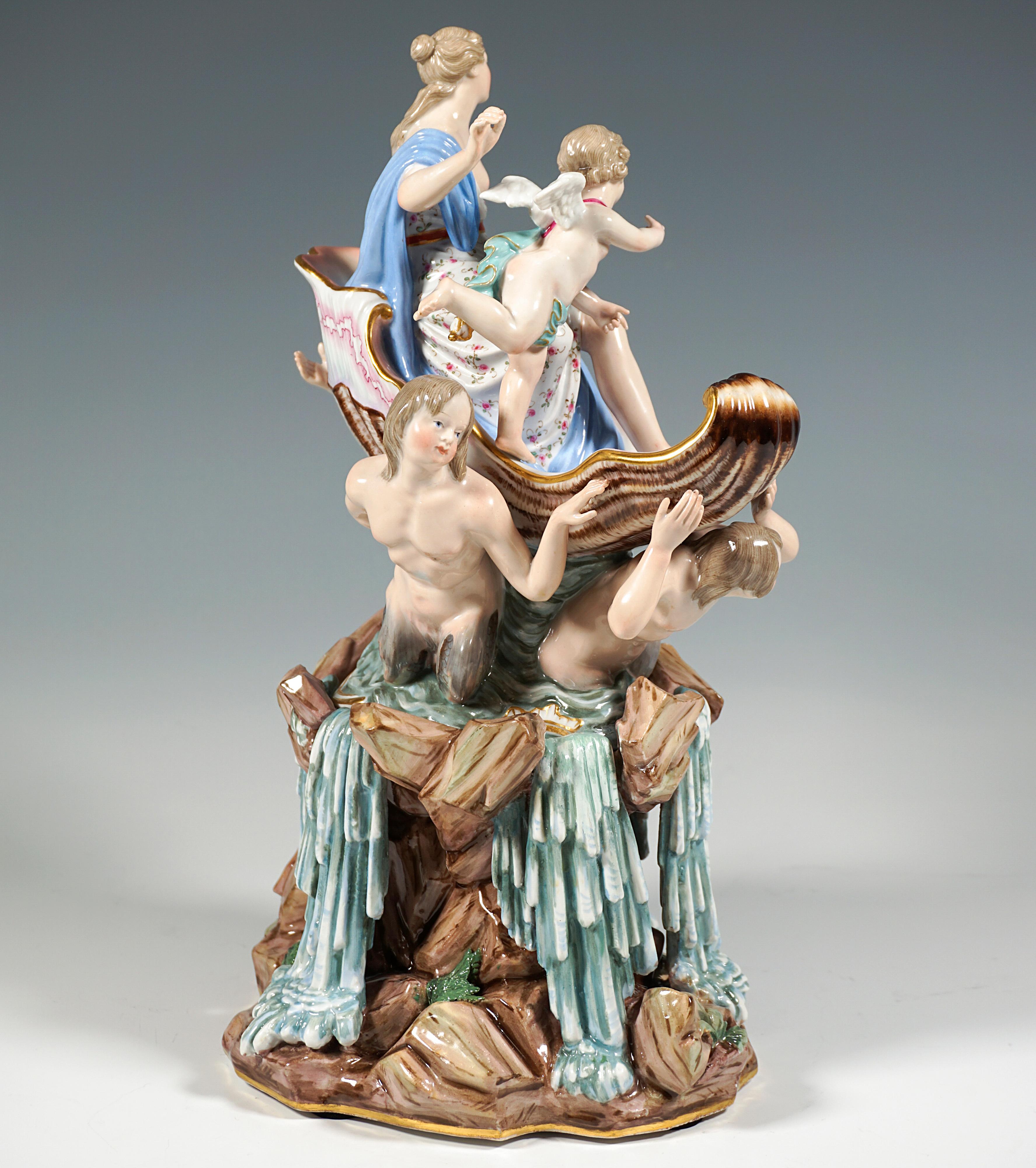 Große mythologische Meissener Gruppe „Triumph der Venus“, von J.J. Kaendler, um 1870 (Barock)