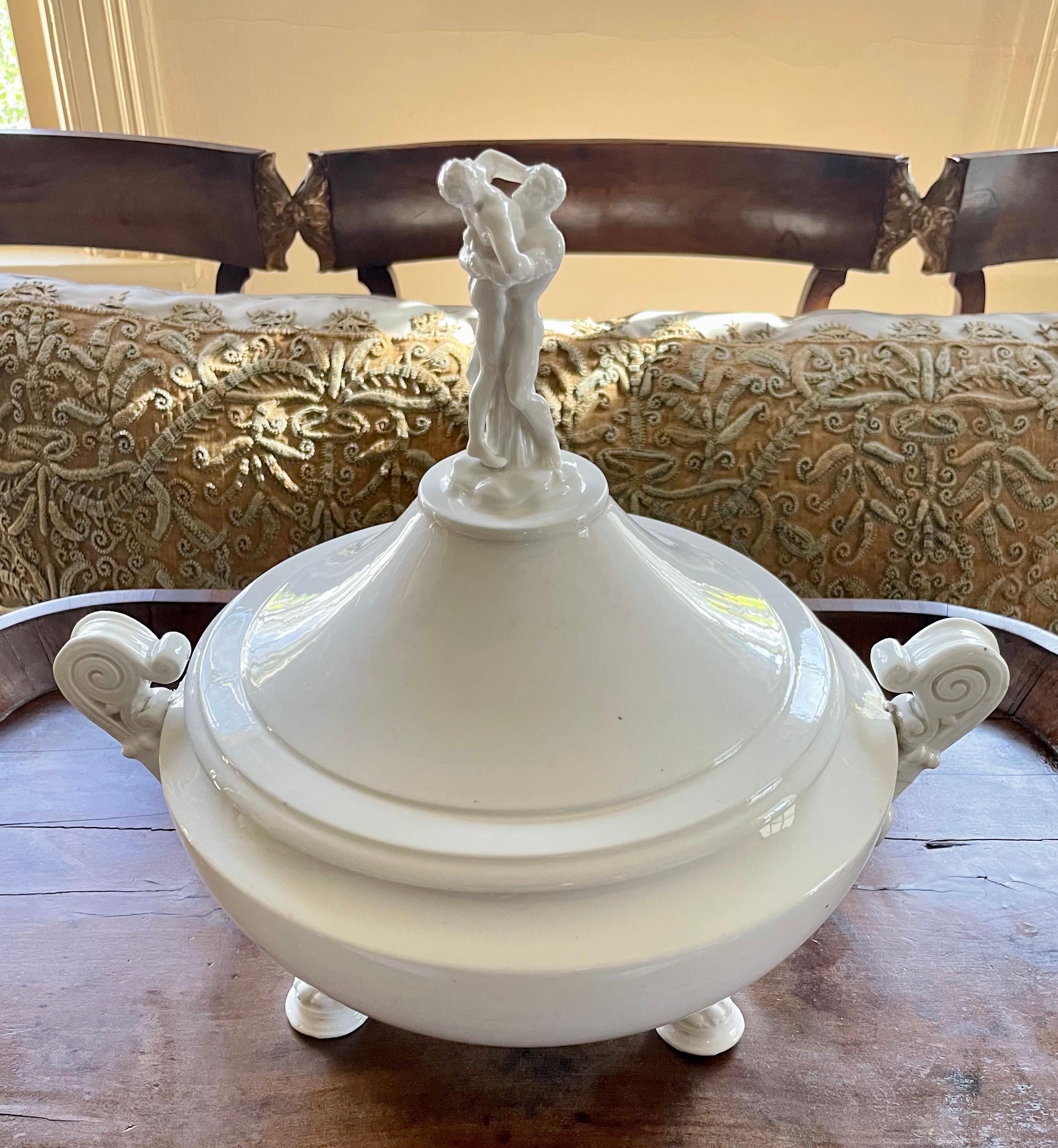 Large Naples White Porcelain Hercules Tureen In Good Condition For Sale In New York, NY