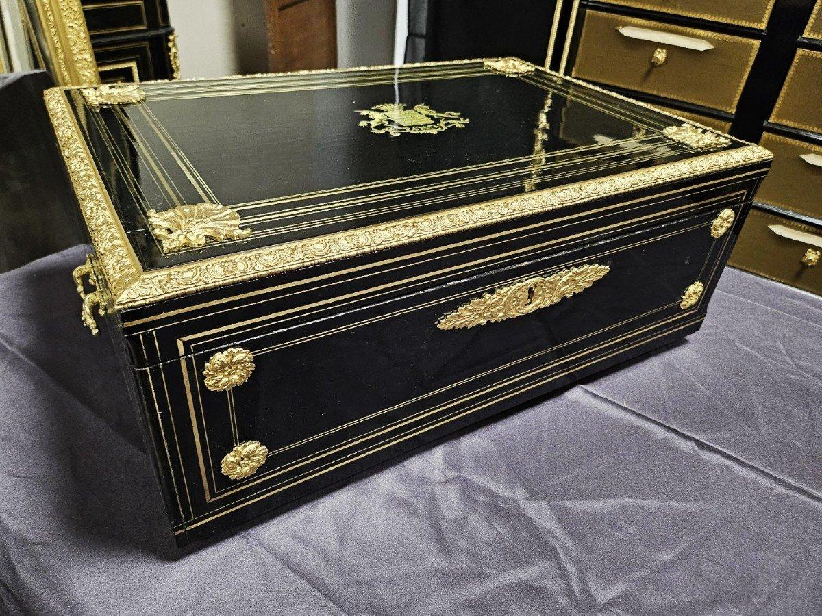 Very Large Black French Napoleon III Boulle Brass Decorative Box 19th Century In Good Condition For Sale In Paris, FR