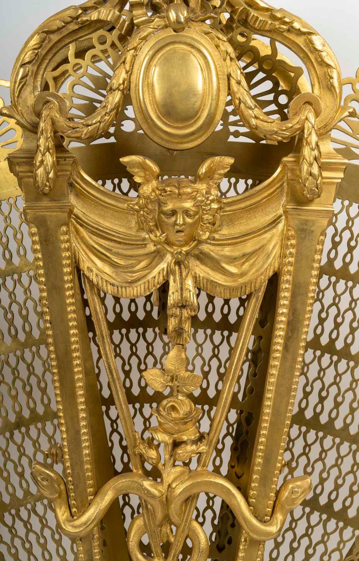 Large Napoleon III Period Ormolu Fire Screen. In Good Condition For Sale In Saint-Ouen, FR
