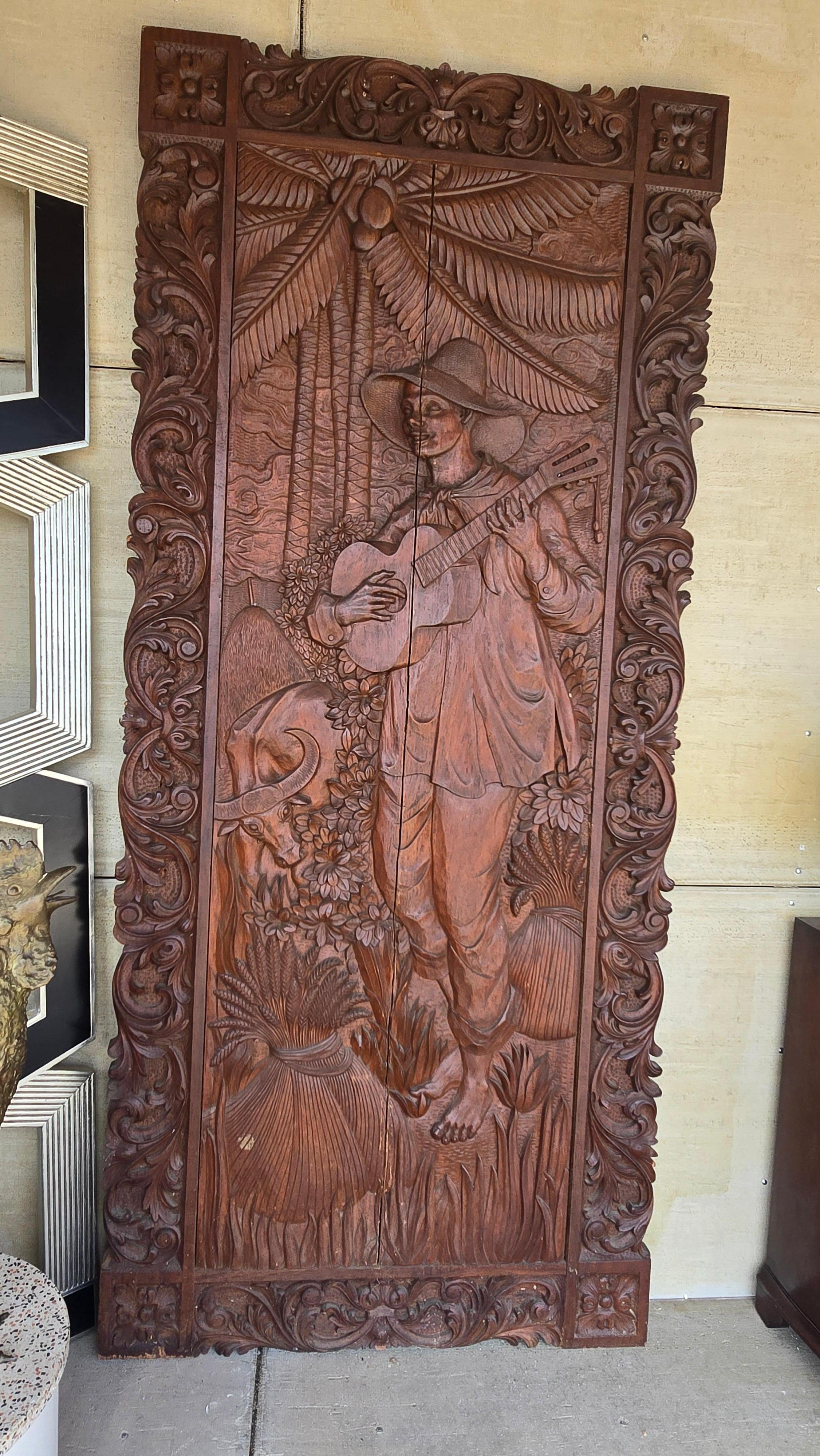 Grande pannello in legno di Narra attribuito a José P. Alcántara, Filippine, anni 40 in vendita 1