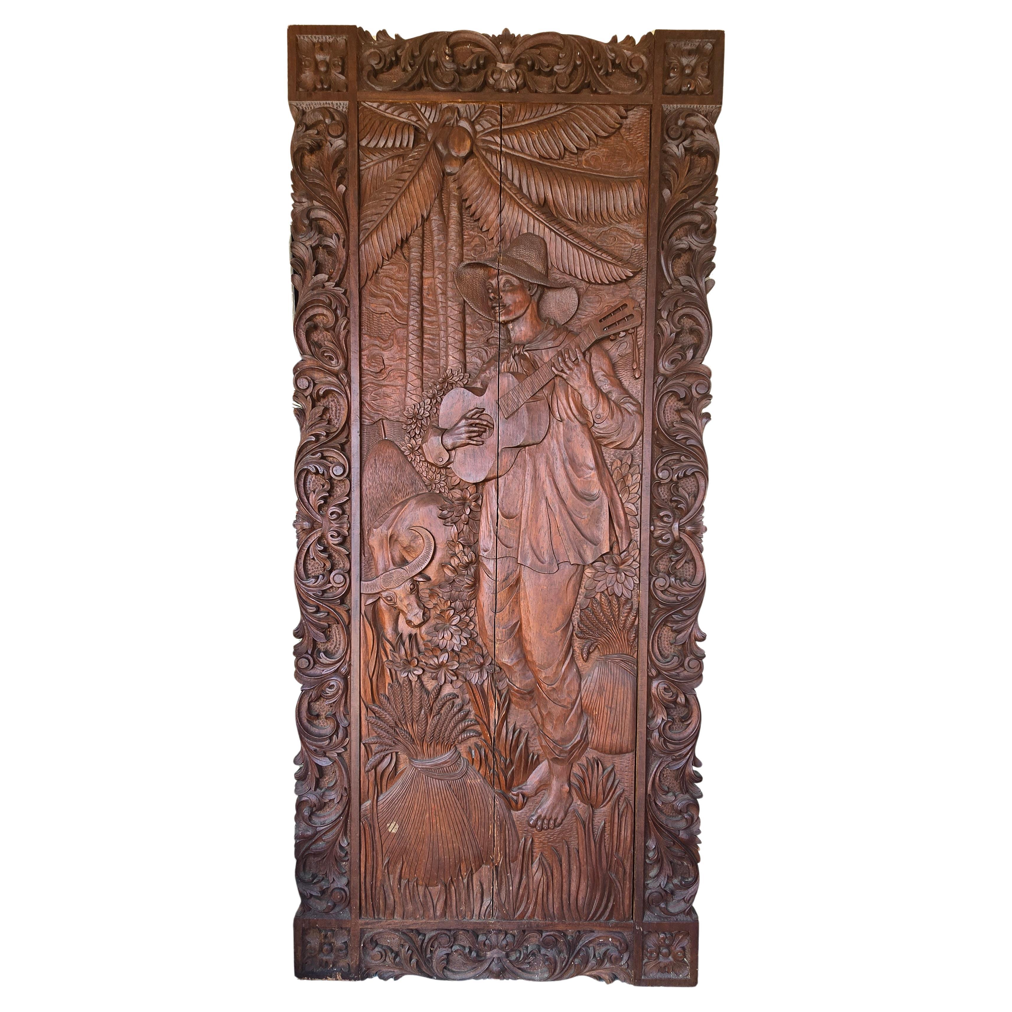 Grande pannello in legno di Narra attribuito a José P. Alcántara, Filippine, anni 40 in vendita