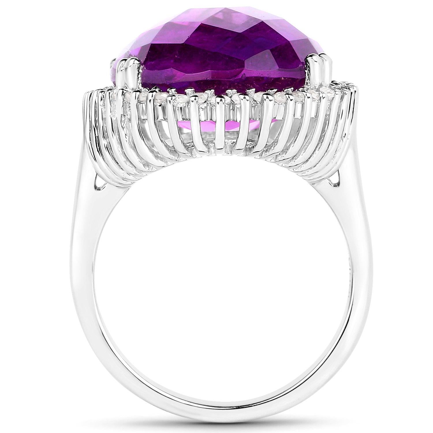 Large Natural Amethyst Cocktail Ring Diamond Halo 5 Carats In Excellent Condition For Sale In Laguna Niguel, CA
