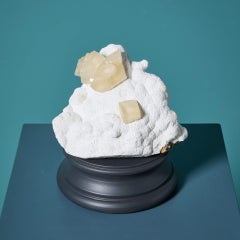 Grand spécimen minéral naturel de calcite et de stilbite