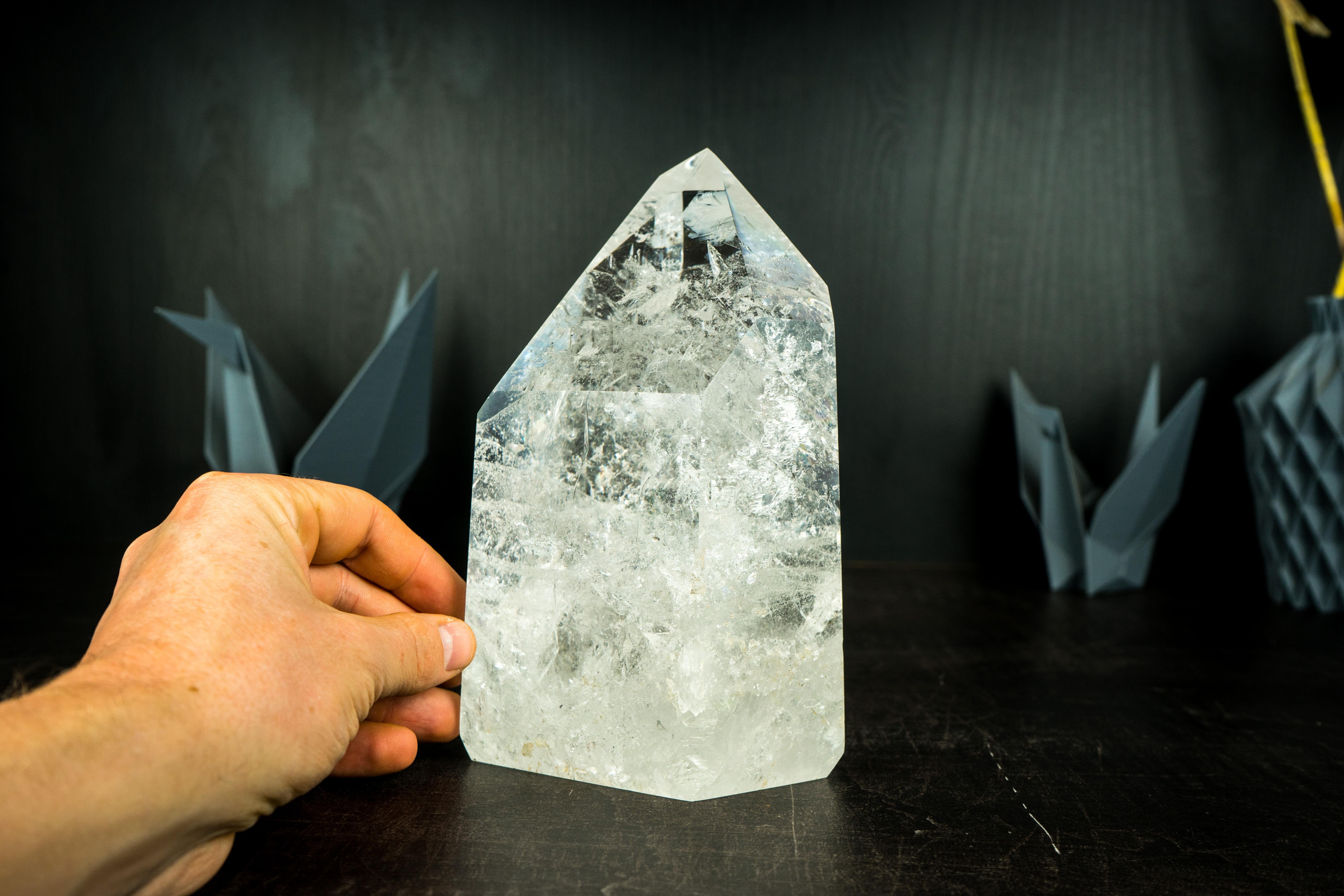 Großer natürlicher Klarquarzturm mit hochkarätigem Klarkristall von Diamantina (Brasilianisch) im Angebot