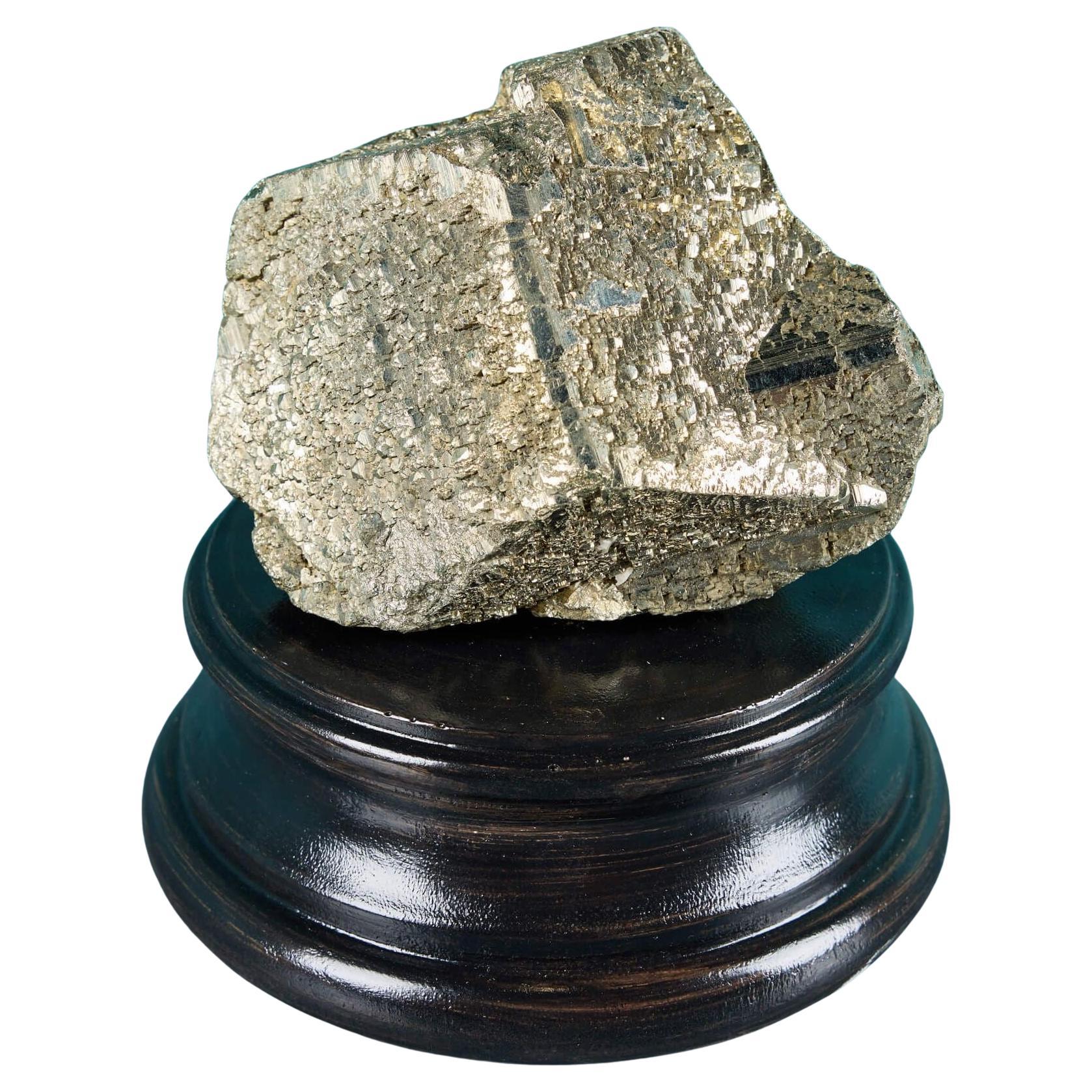 Gran espécimen natural de pirita nativa