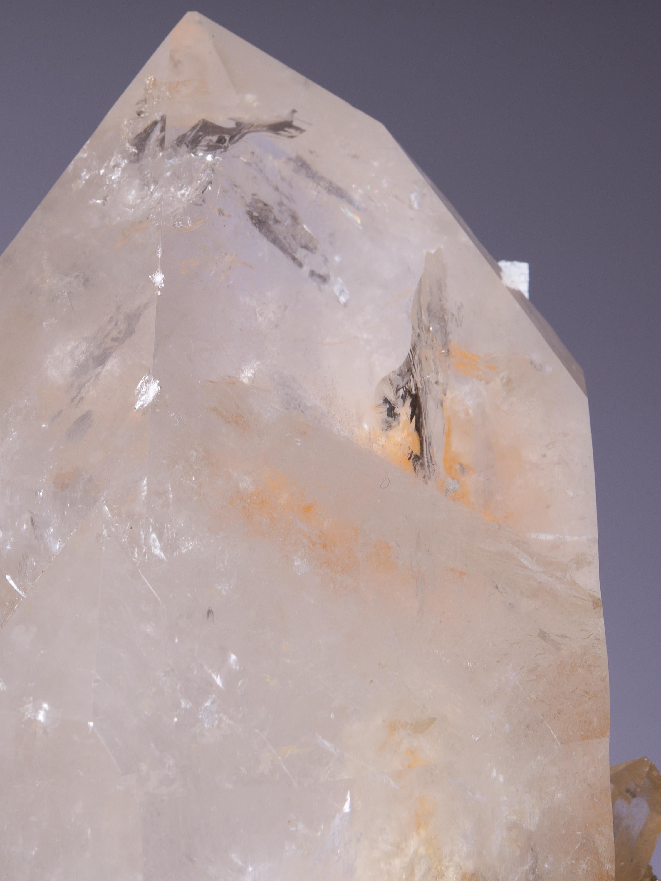 Large Natural Quartz Crystal In Excellent Condition For Sale In London, GB