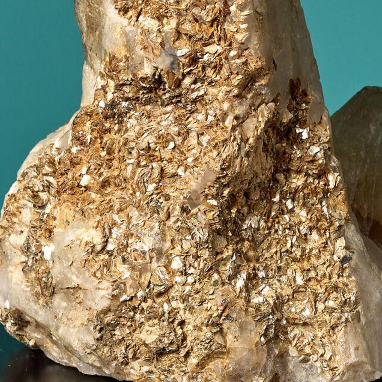 18th Century and Earlier Large Natural Quartz Specimen For Sale