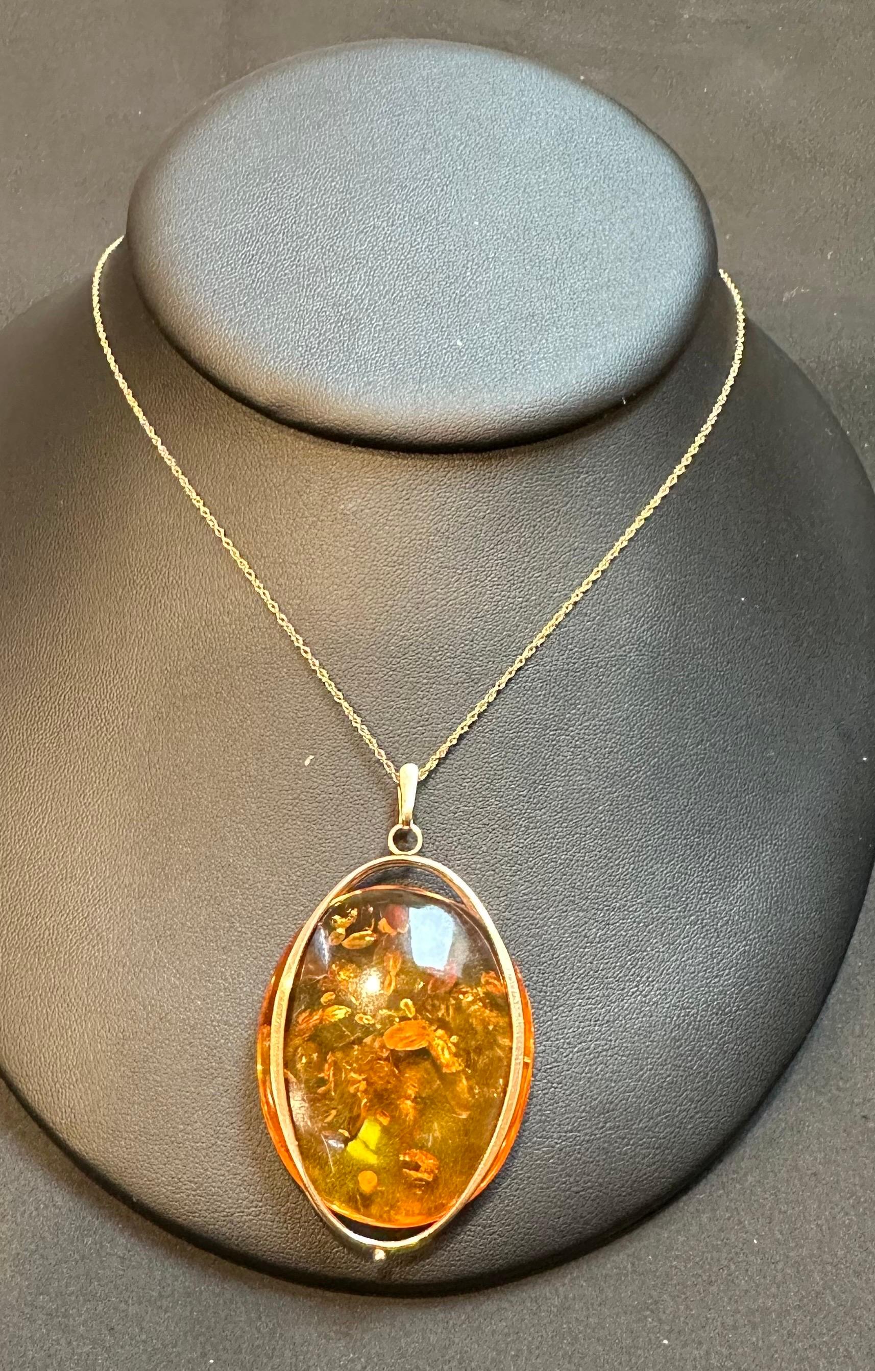 Large Natural Russian Amber Necklace or Pendant in 14 Karat Yellow Gold + Chain 1