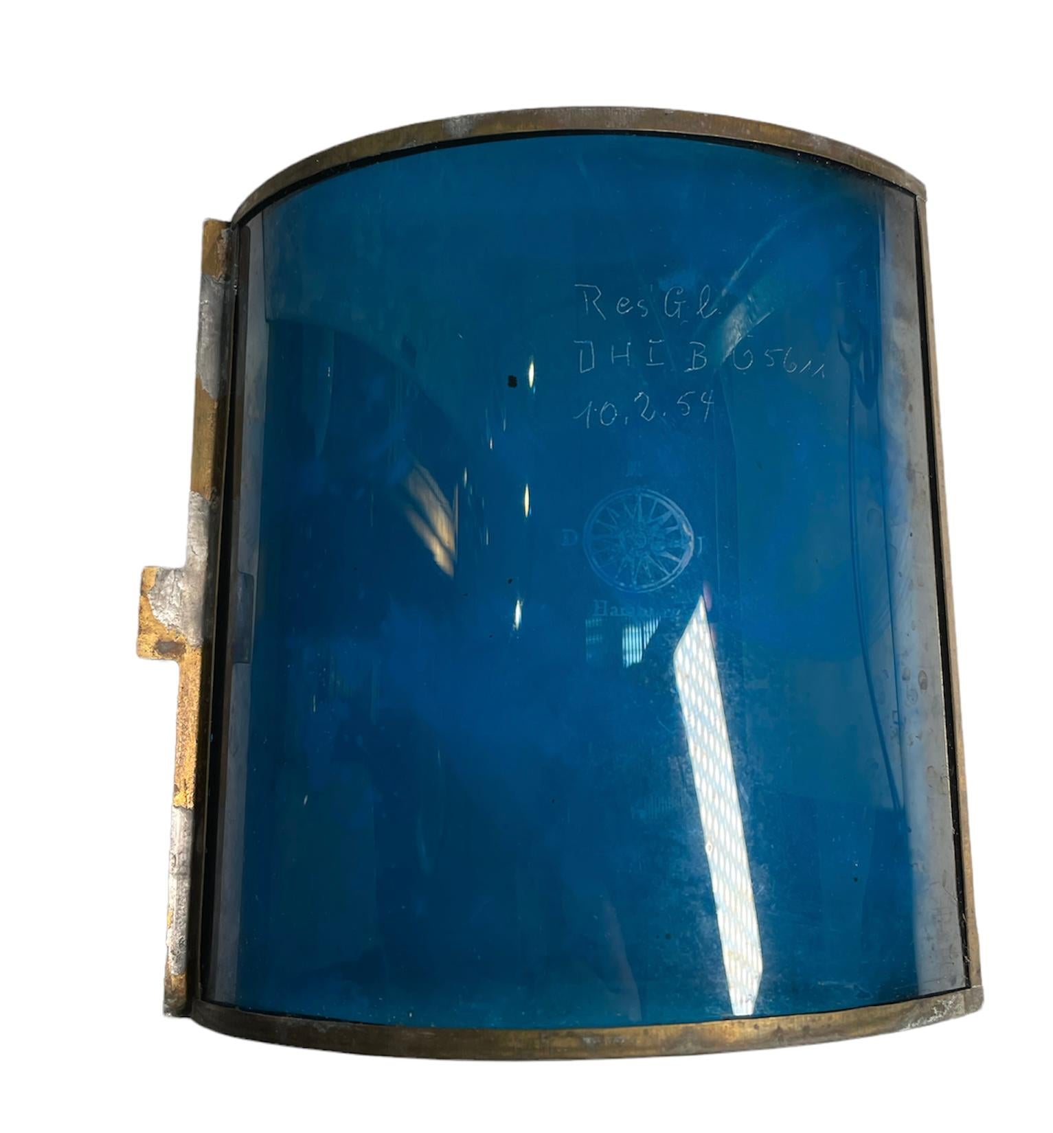 Grande lanterne nautique en métal électrifié Bon état - En vente à Guaynabo, PR