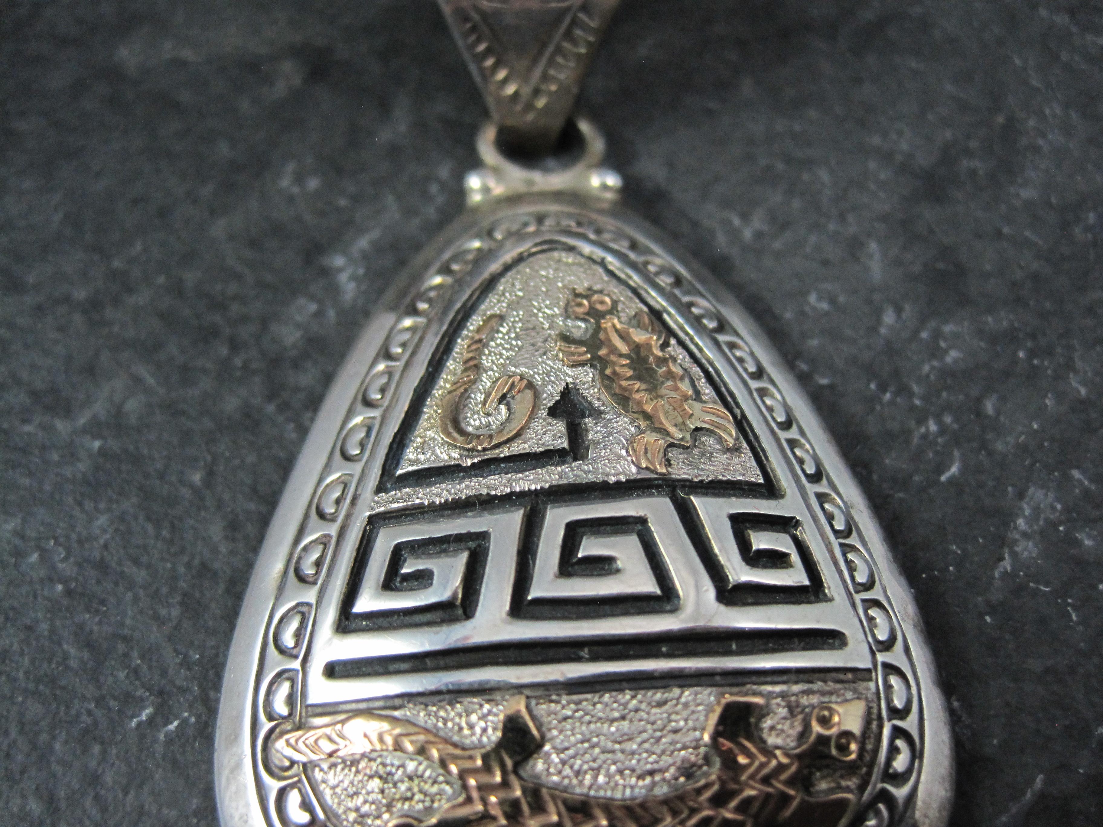 da uomo o donna Grande ciondolo Navajo a forma di tartaruga e serpente in argento e oro 12 carati in vendita