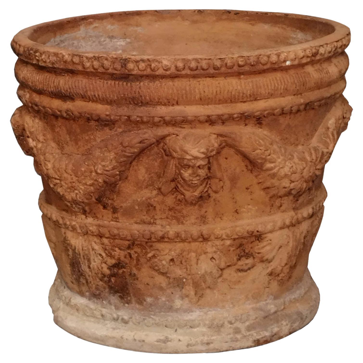 Große neapolitanische Terrakotta-Vase aus den 1800er Jahren mit Verzierungen. im Angebot