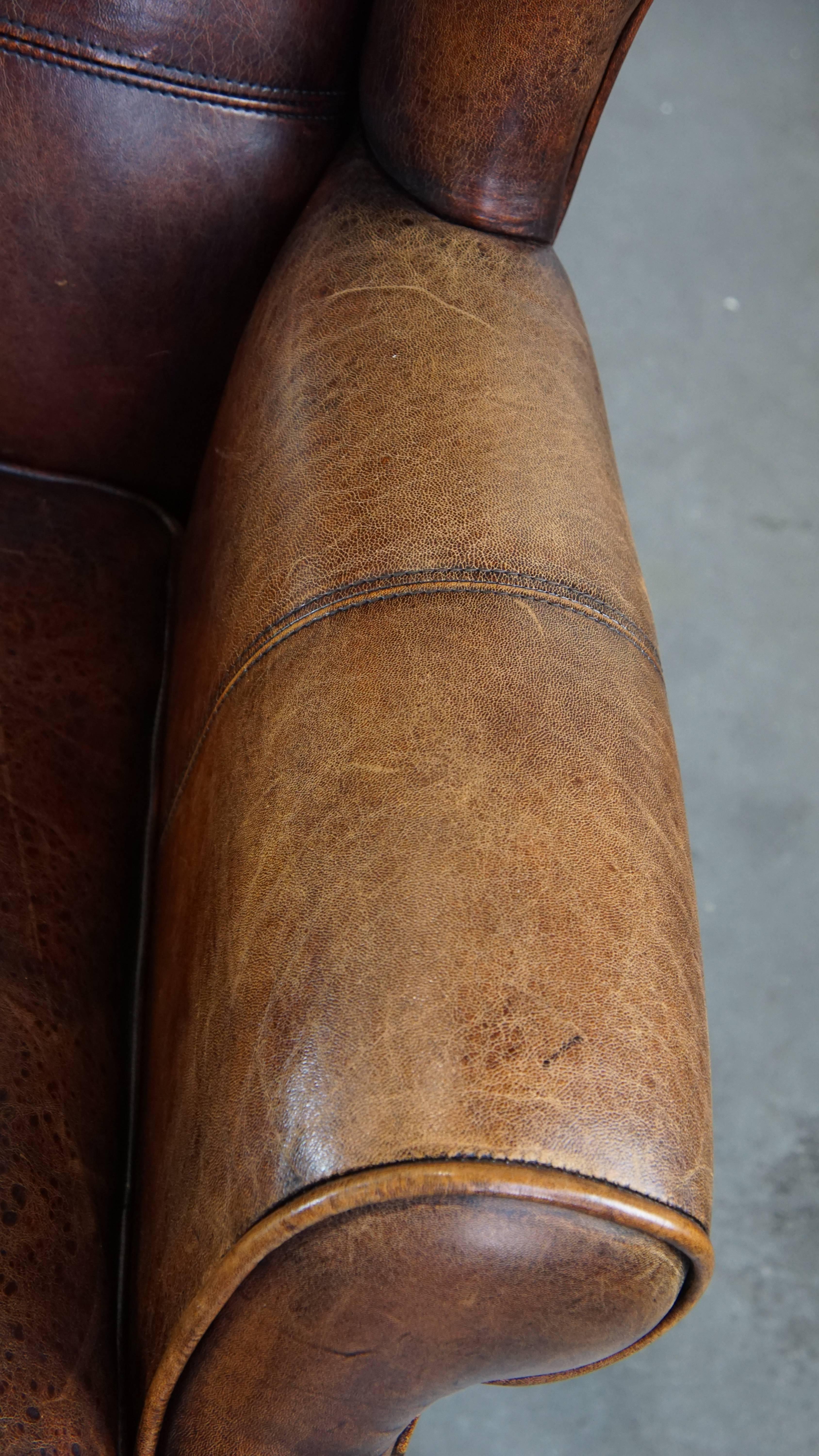 Large, neat sheepskin armchair with a beautiful design and beautiful colors For Sale 1