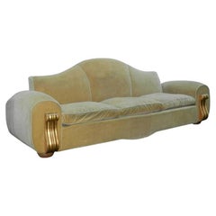 Large neo-Baroque sofa, art deco period, in velvet and gilded wood, circa 1940