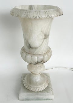 Große Tischlampen im neoklassizistischen Medici-Stil aus Alabaster, Paar