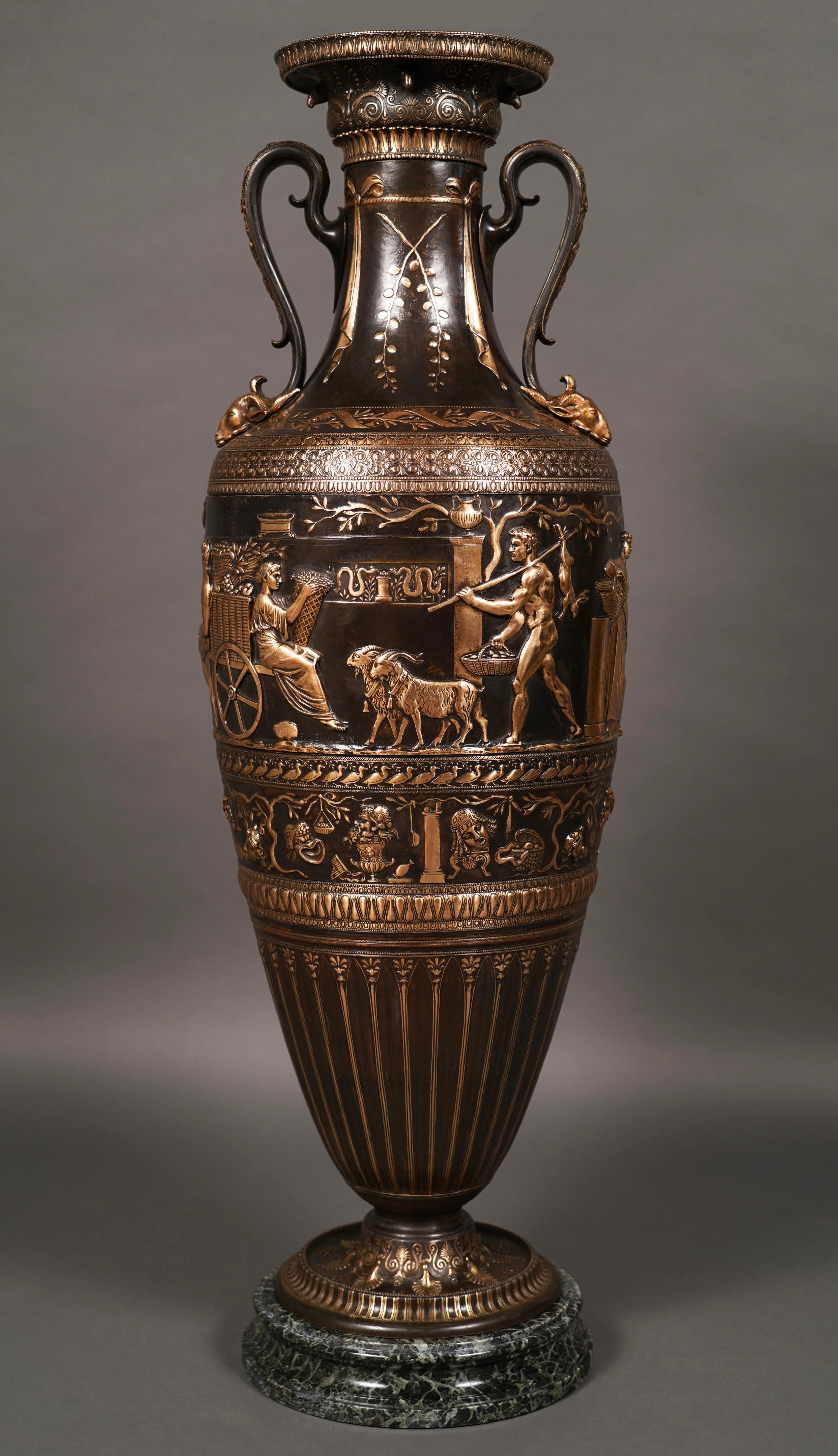 Marble Large Neo-Greek Vase by F. Levillain & F. Barbedienne, France, circa 1890 For Sale