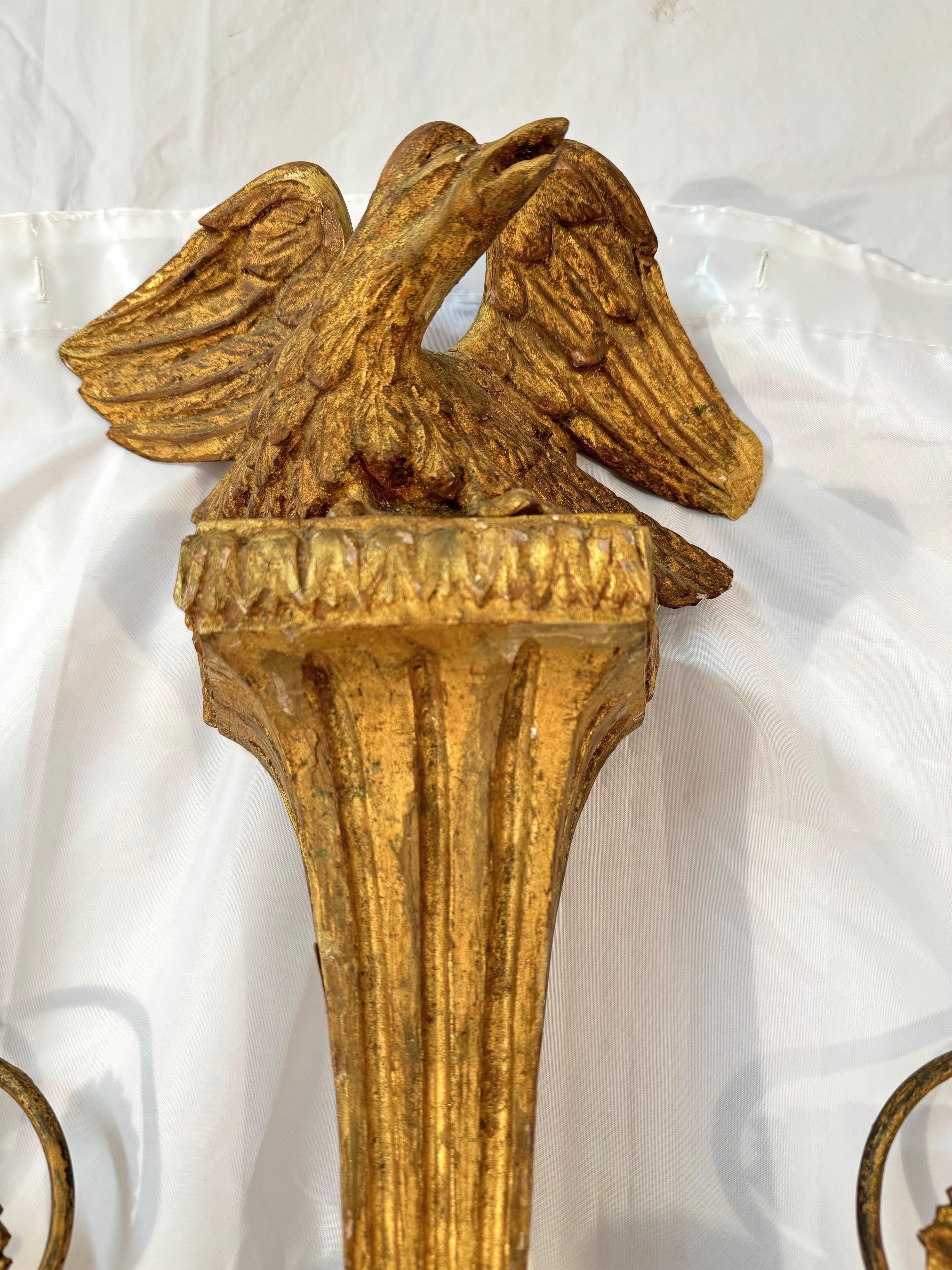 Large Neoclassical Gilt Wooden Eagle Sconce For Sale 3