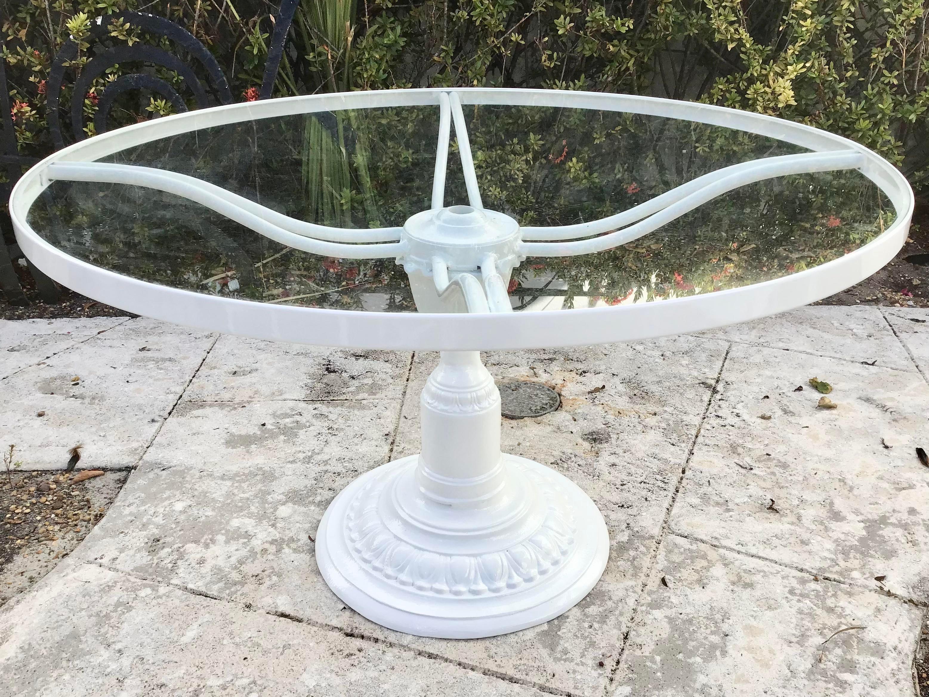 Large Neoclassical Patio Round Dining Table With Glass Surface In Good Condition In Los Angeles, CA