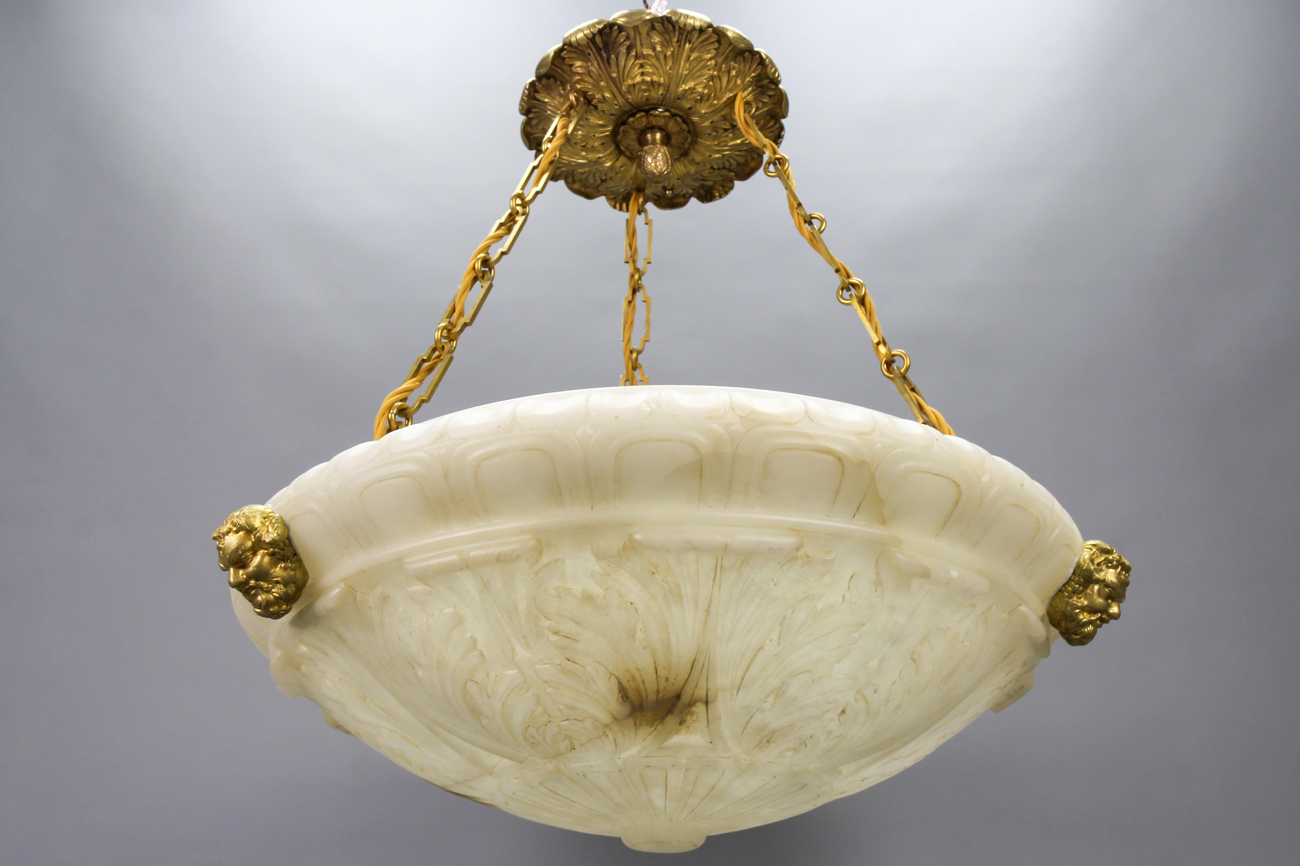 Large Neoclassical Style Alabaster and Bronze Pendant Light Fixture, ca. 1890 In Good Condition For Sale In Barntrup, DE