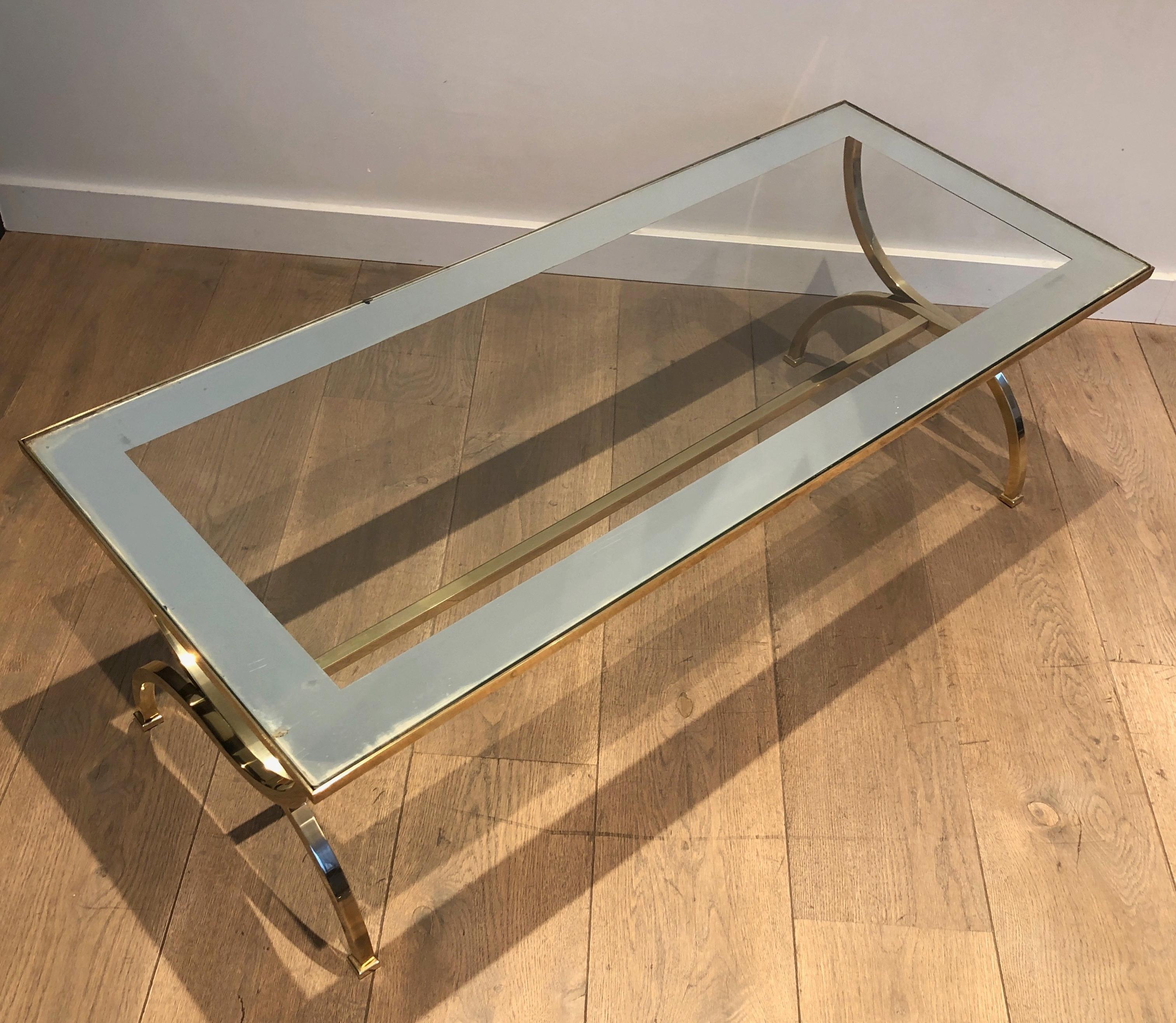 Large Neoclassical Style Brass Coffee Table Attributed to Maison Jansen In Good Condition For Sale In Marcq-en-Barœul, Hauts-de-France