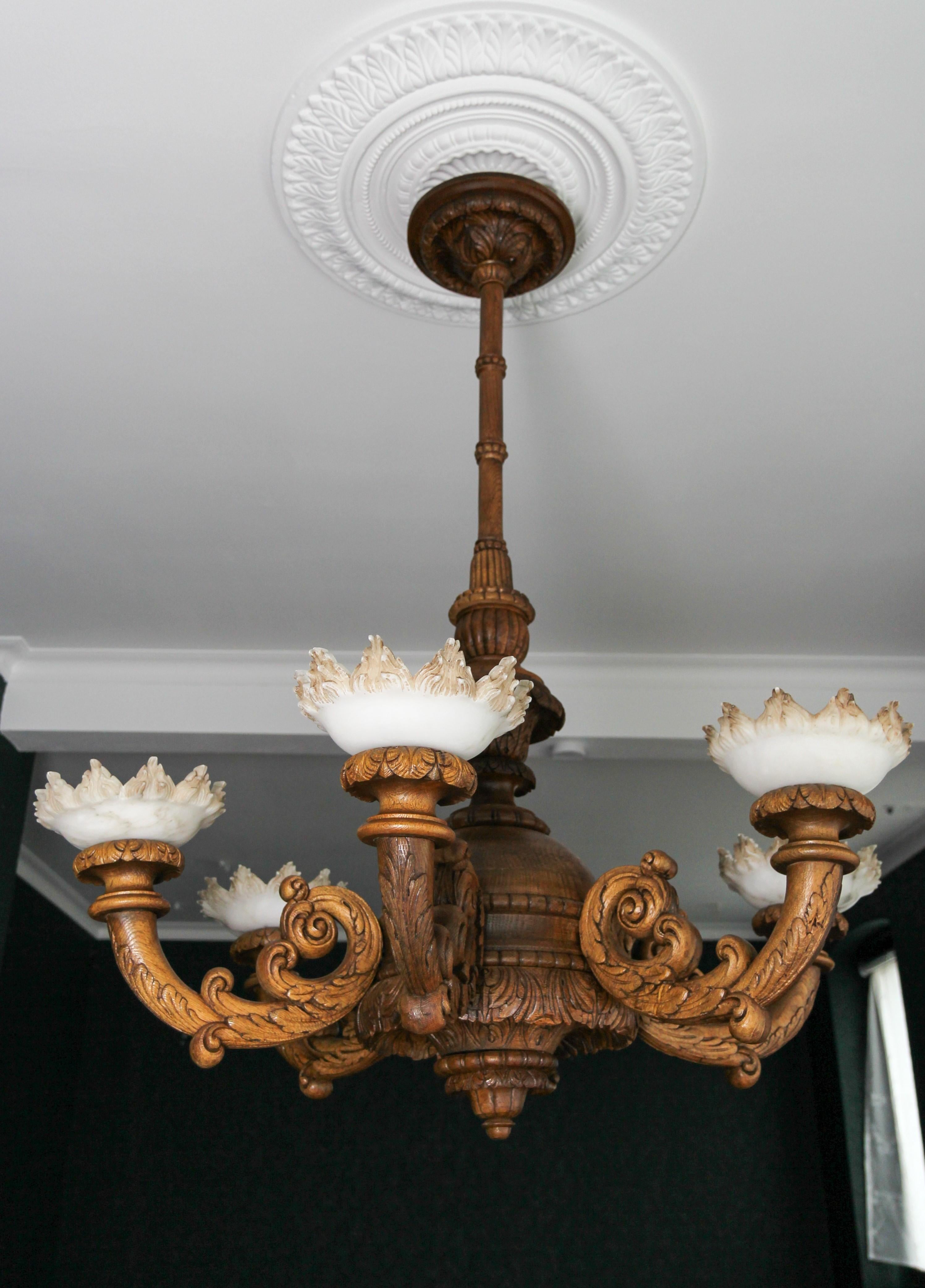 Large Neoclassical Style Carved Oakwood and Alabaster Chandelier, 1920s For Sale 7