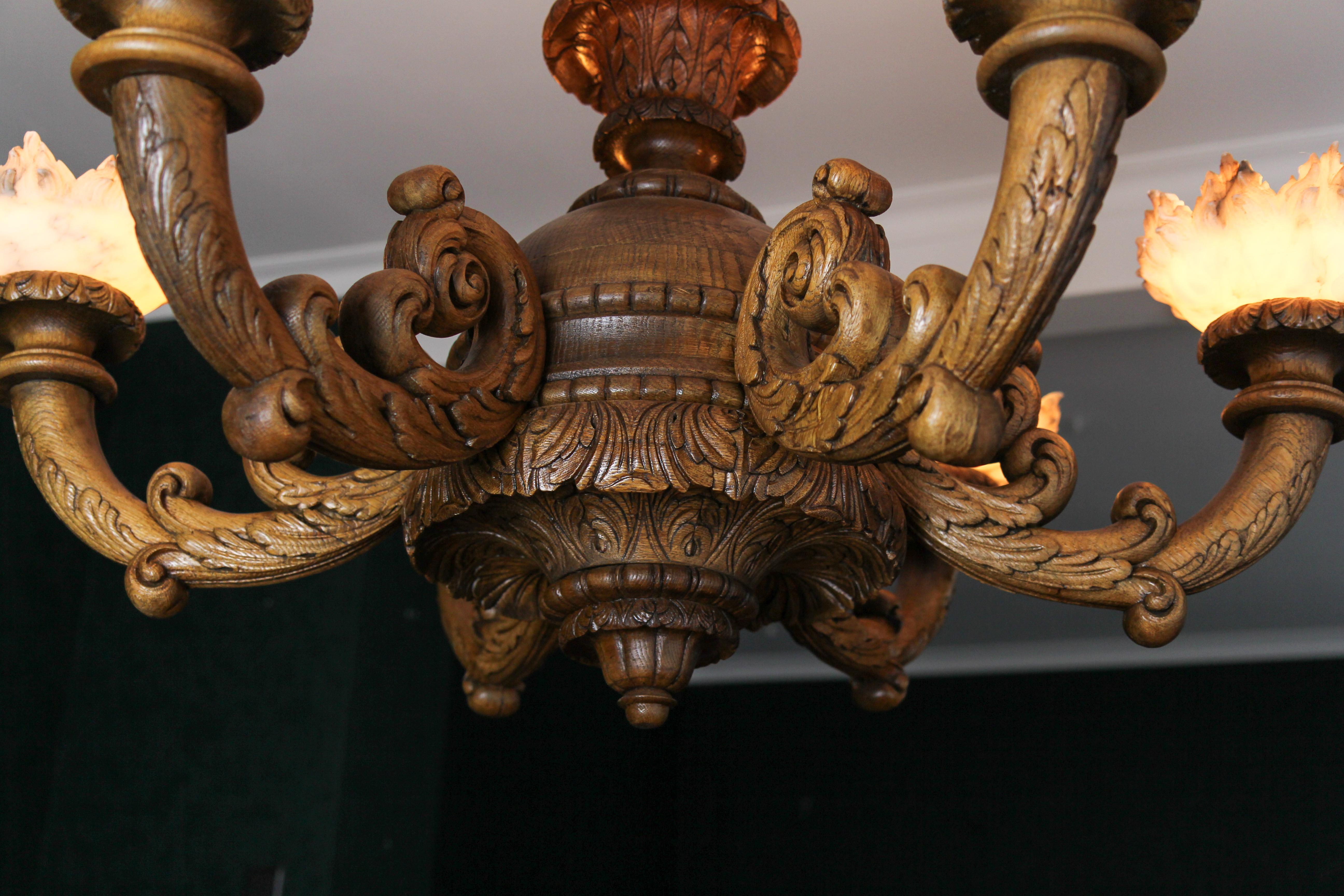 Large Neoclassical Style Carved Oakwood and Alabaster Chandelier, 1920s For Sale 3