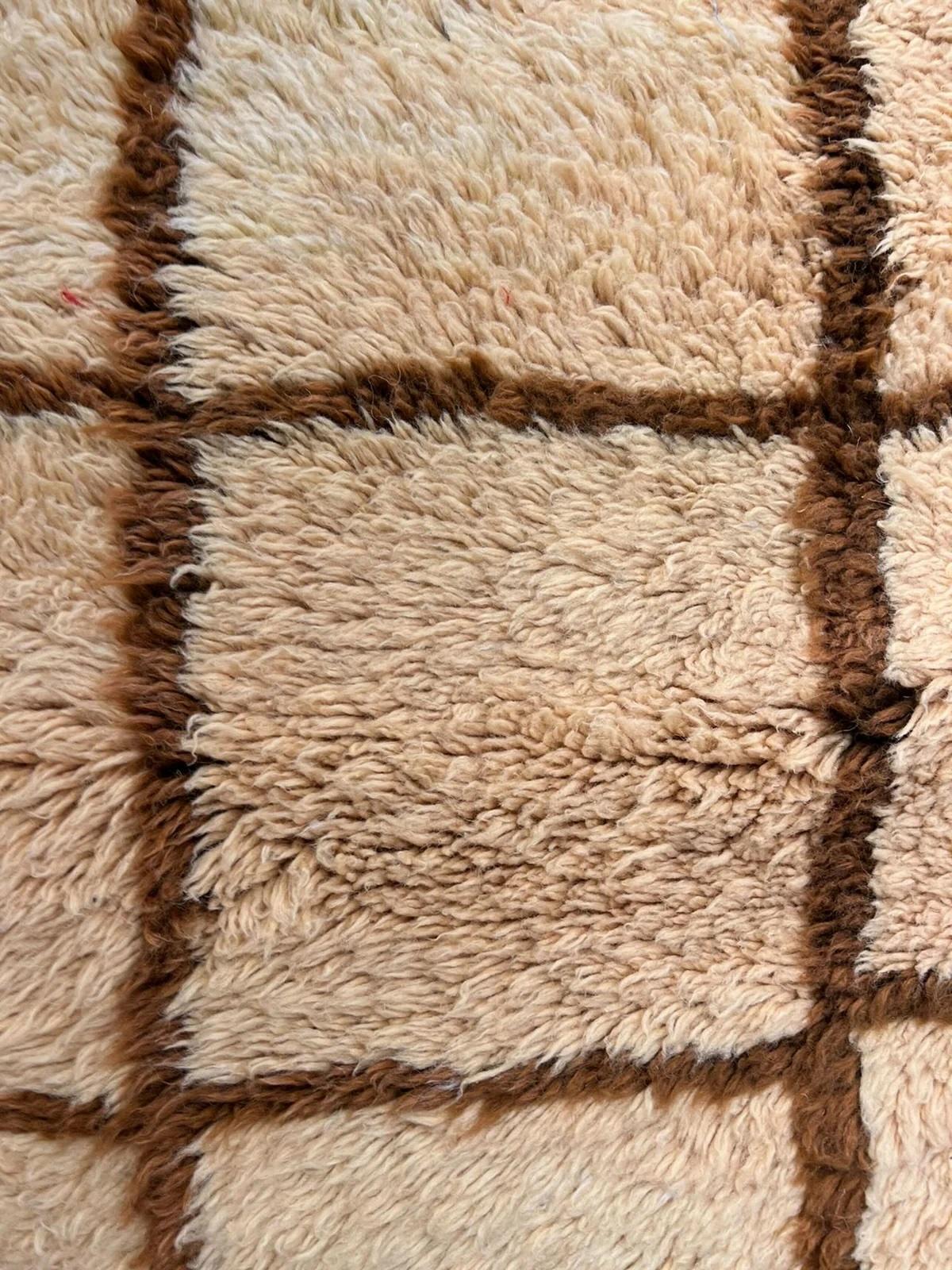 Contemporary Large Neutral Modern Moroccan Tattersall Grid Wool Beni M'Rirt Handwoven Rug For Sale