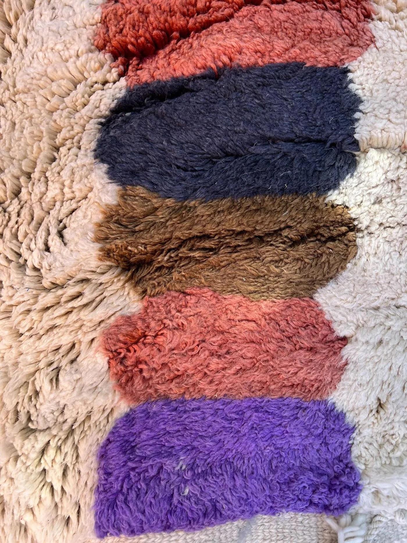 Large Neutral Modern Moroccan Wool Beni M'Rirt Handwoven Rug in Abstract Stripes For Sale 2