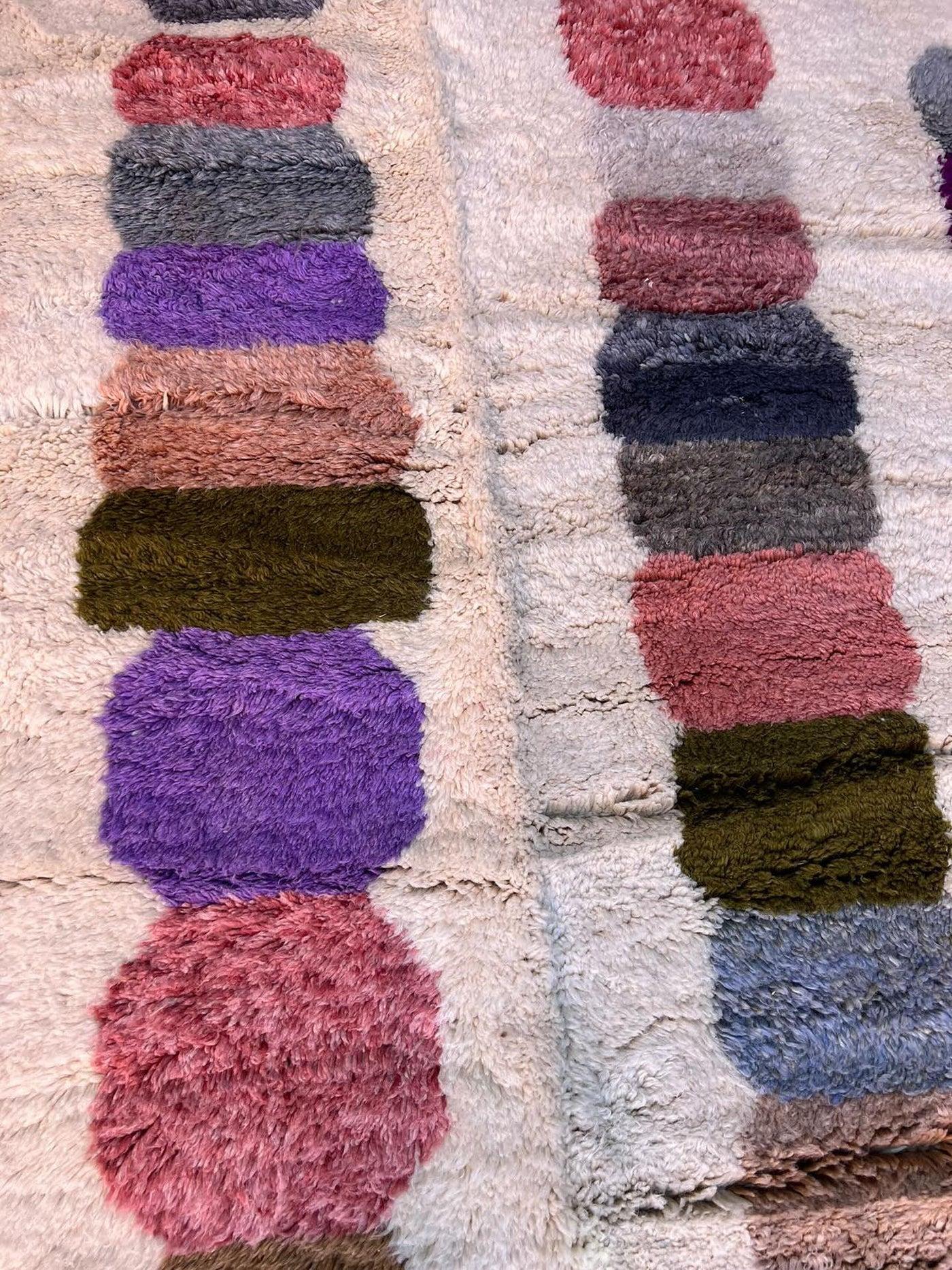 Large Neutral Modern Moroccan Wool Beni M'Rirt Handwoven Rug in Abstract Stripes For Sale 4