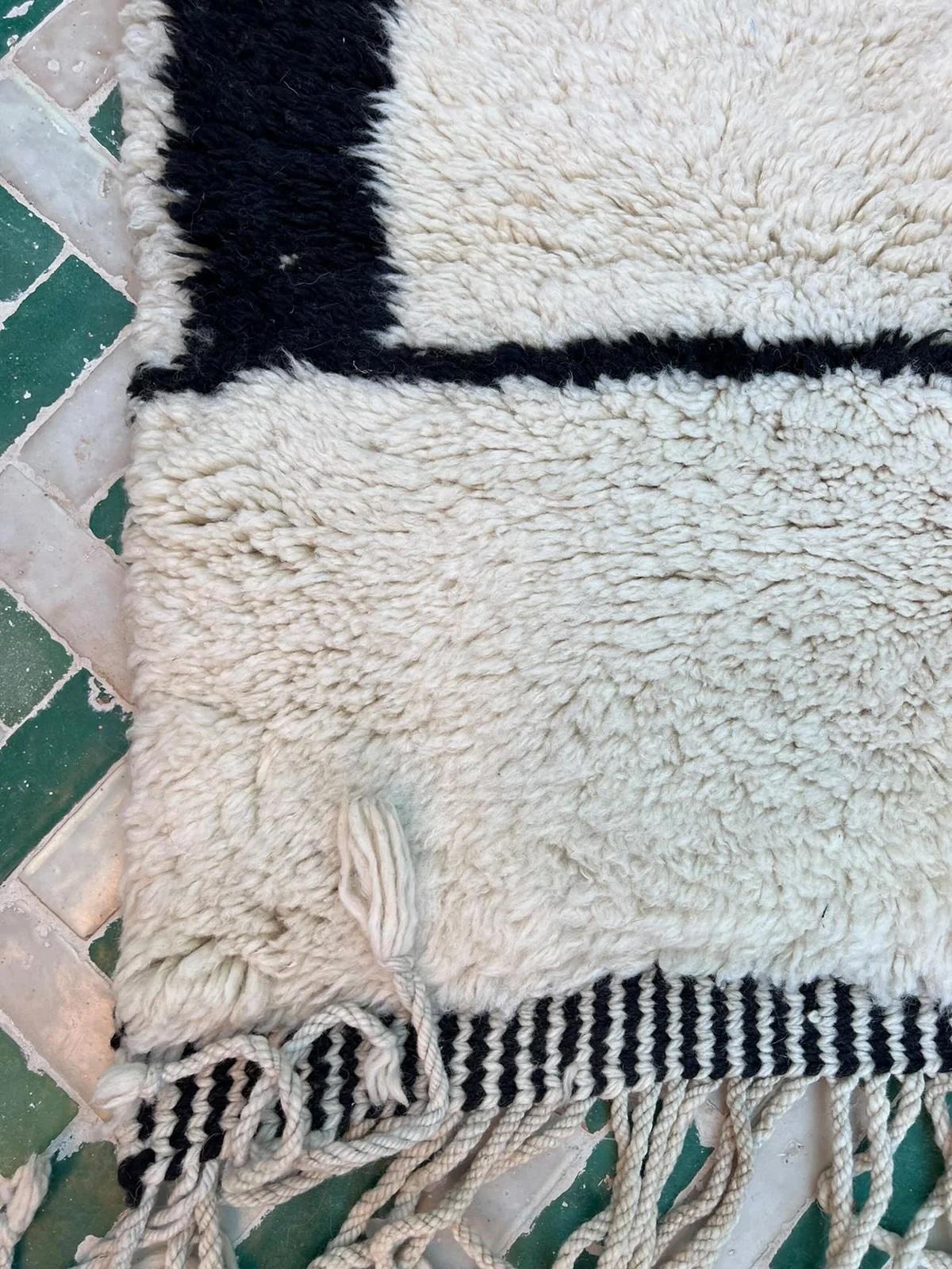 Large Neutral Modern Moroccan Wool Beni M'Rirt Rug with Abstract Pink Design For Sale 4