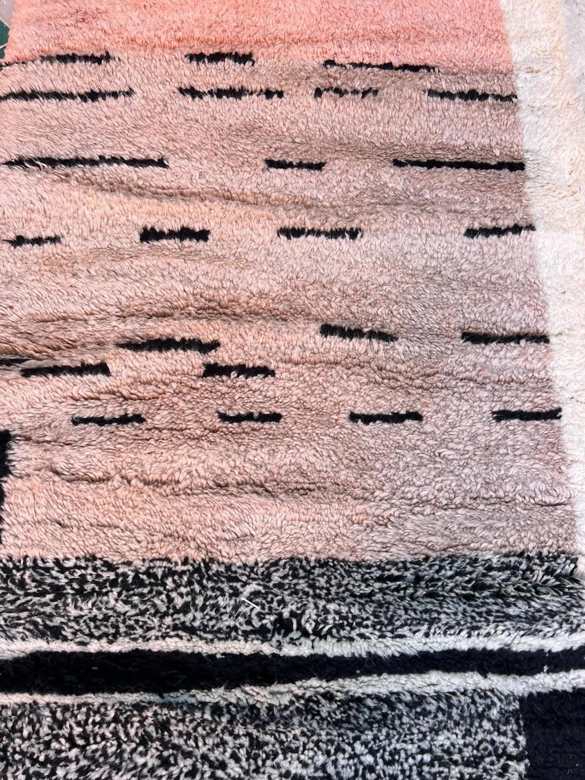 Large Neutral Pastel Abstract Modern Moroccan Beni M'Rirt Handwoven Wool Rug For Sale 6