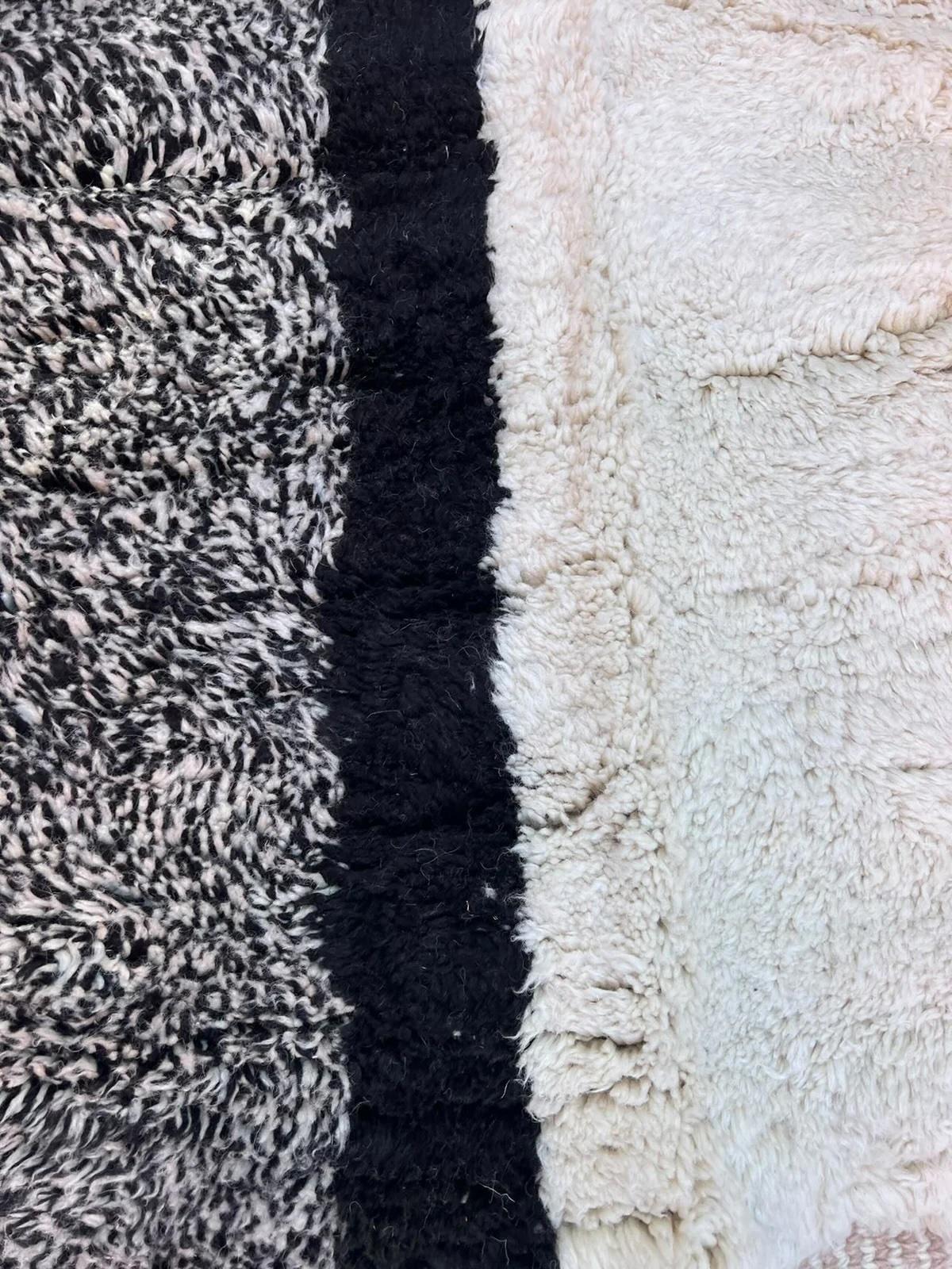 Woven Large Neutral Pastel Abstract Modern Moroccan Beni M'Rirt Handwoven Wool Rug For Sale