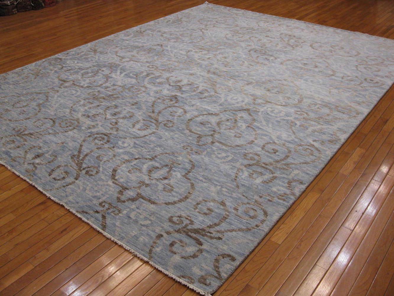 Large New Handmade Wool Modern Contemporary Design Rug In New Condition In Atlanta, GA