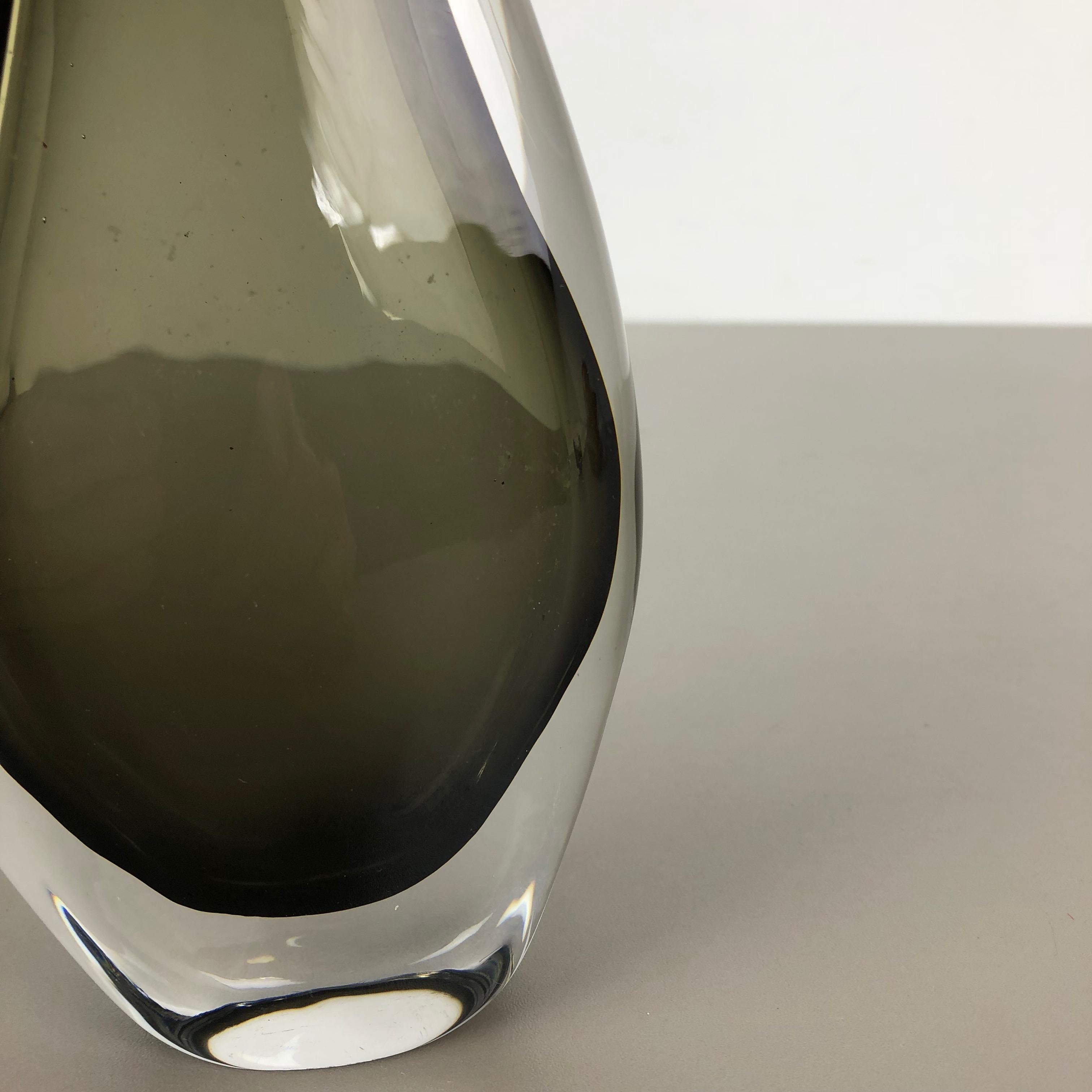 Grand vase en verre fumé 'Sommerso' de Nils Landberg pour Orrefors, Suède, 1970 en vente 2