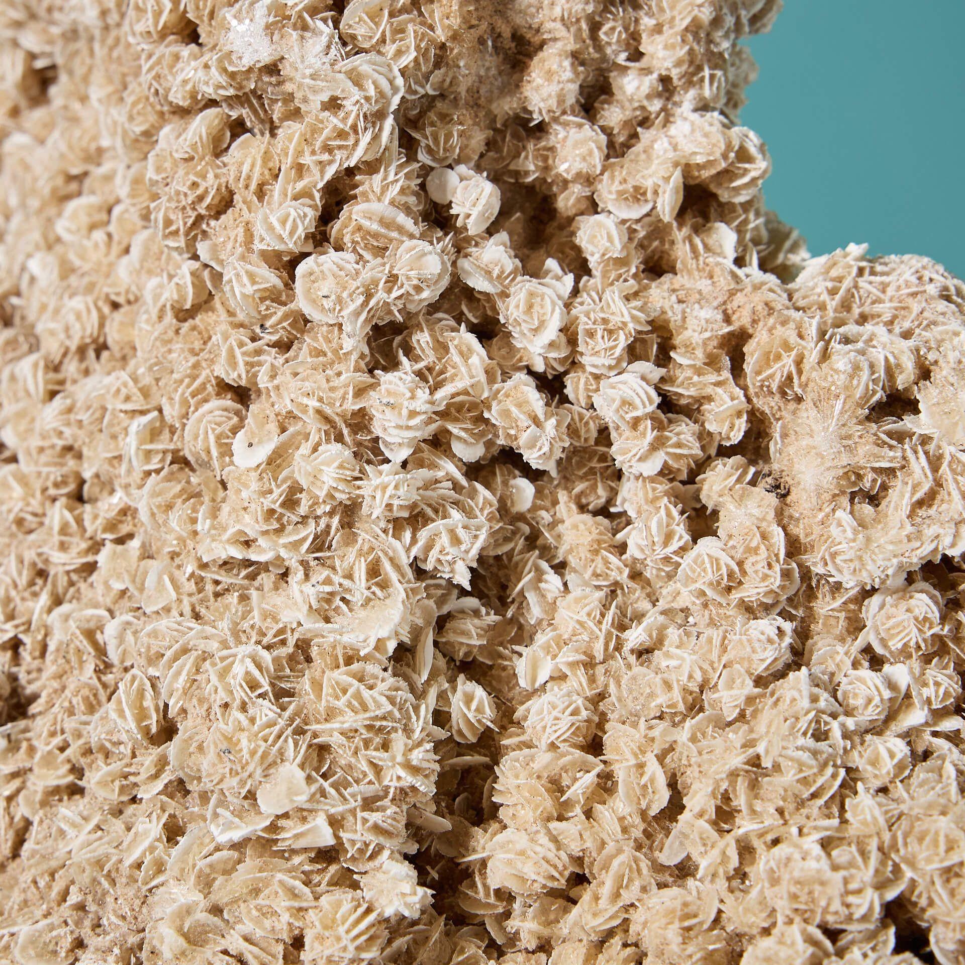 Large North African Selenite Desert Rose Crystal Specimen In Fair Condition For Sale In Wormelow, Herefordshire