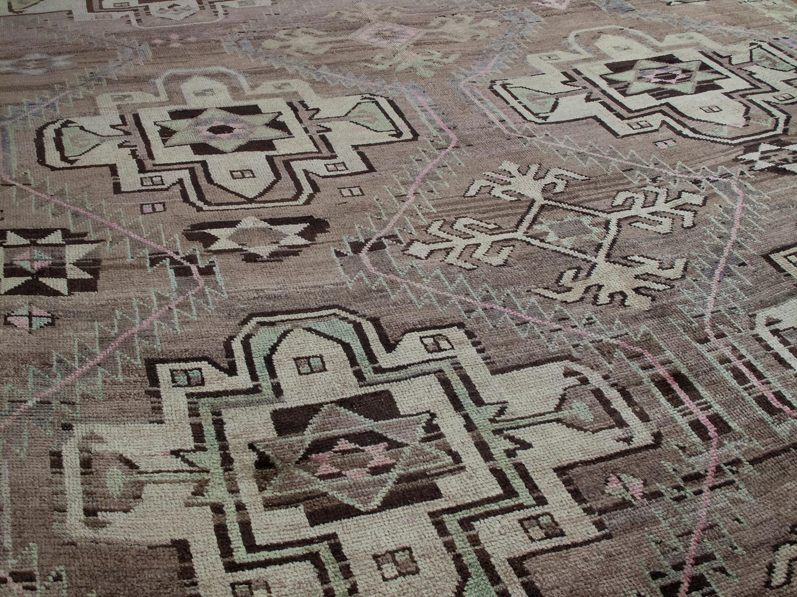 Oushak Large Northeast Anatolian Carpet (DK-116-15)