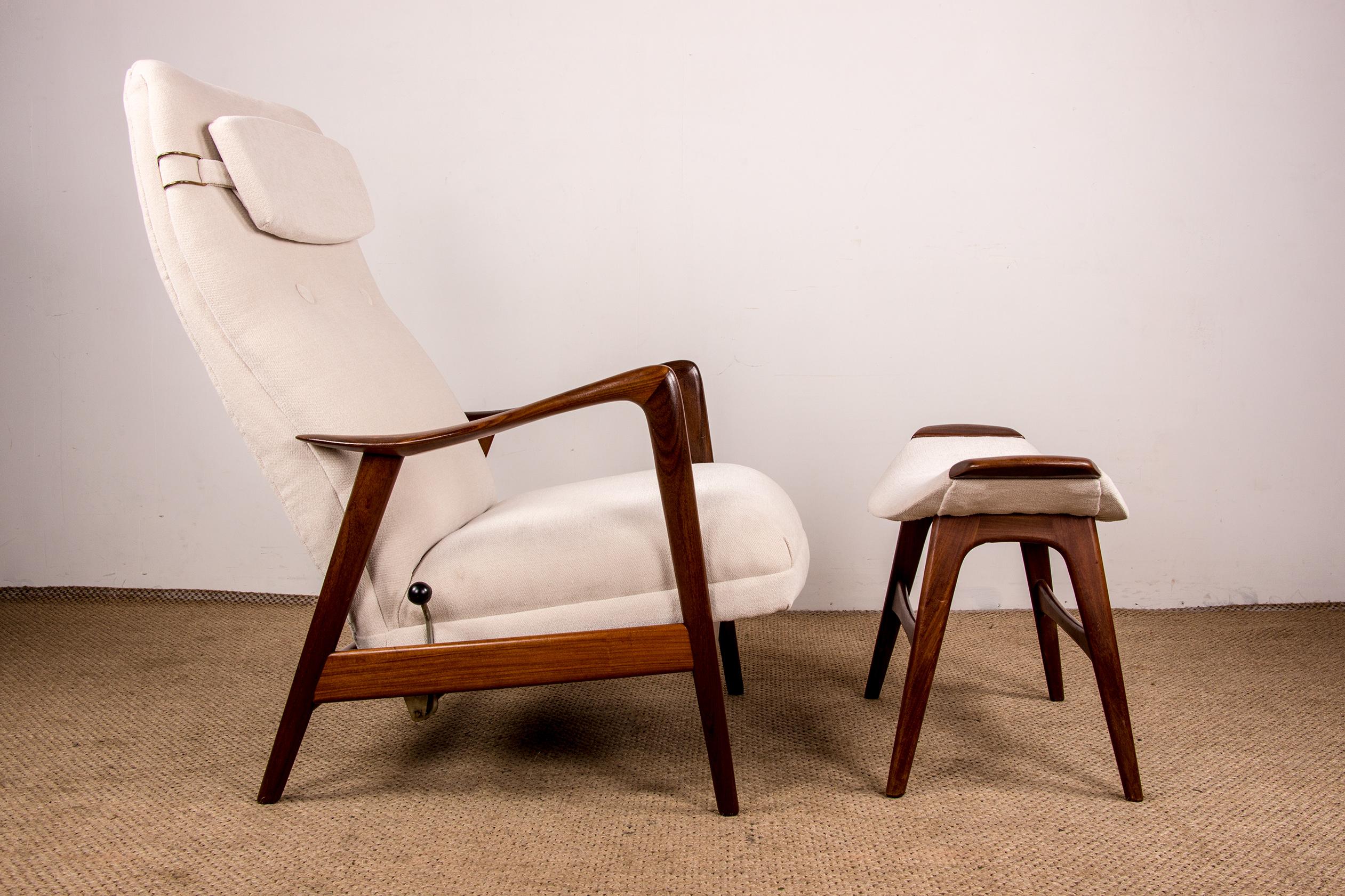 Large Norwegian Teak Armchair with Ottoman by Folke Ohlsson for Westnofa 1960. For Sale 4