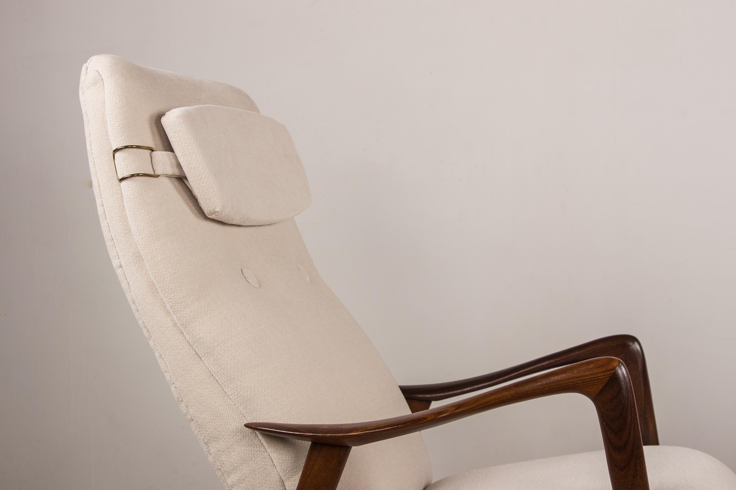 Large Norwegian Teak Armchair with Ottoman by Folke Ohlsson for Westnofa 1960. For Sale 11