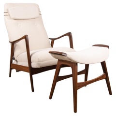 Gran sillón noruego de teca con otomana de Folke Ohlsson para Westnofa 1960.