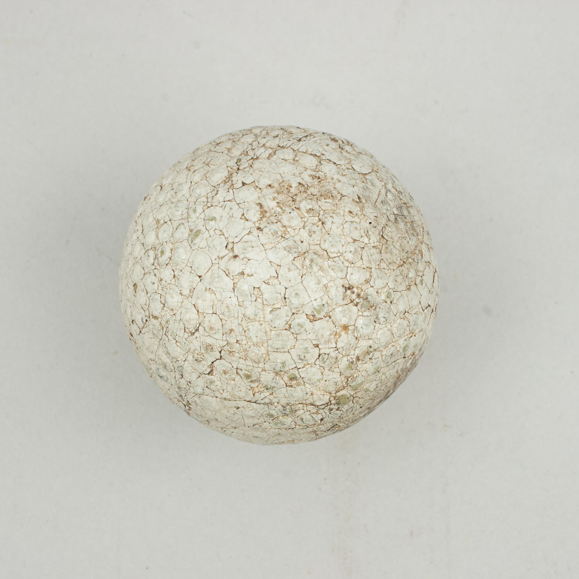 Large Nova Floater Bramble Pattern Golf Ball In Good Condition For Sale In Oxfordshire, GB