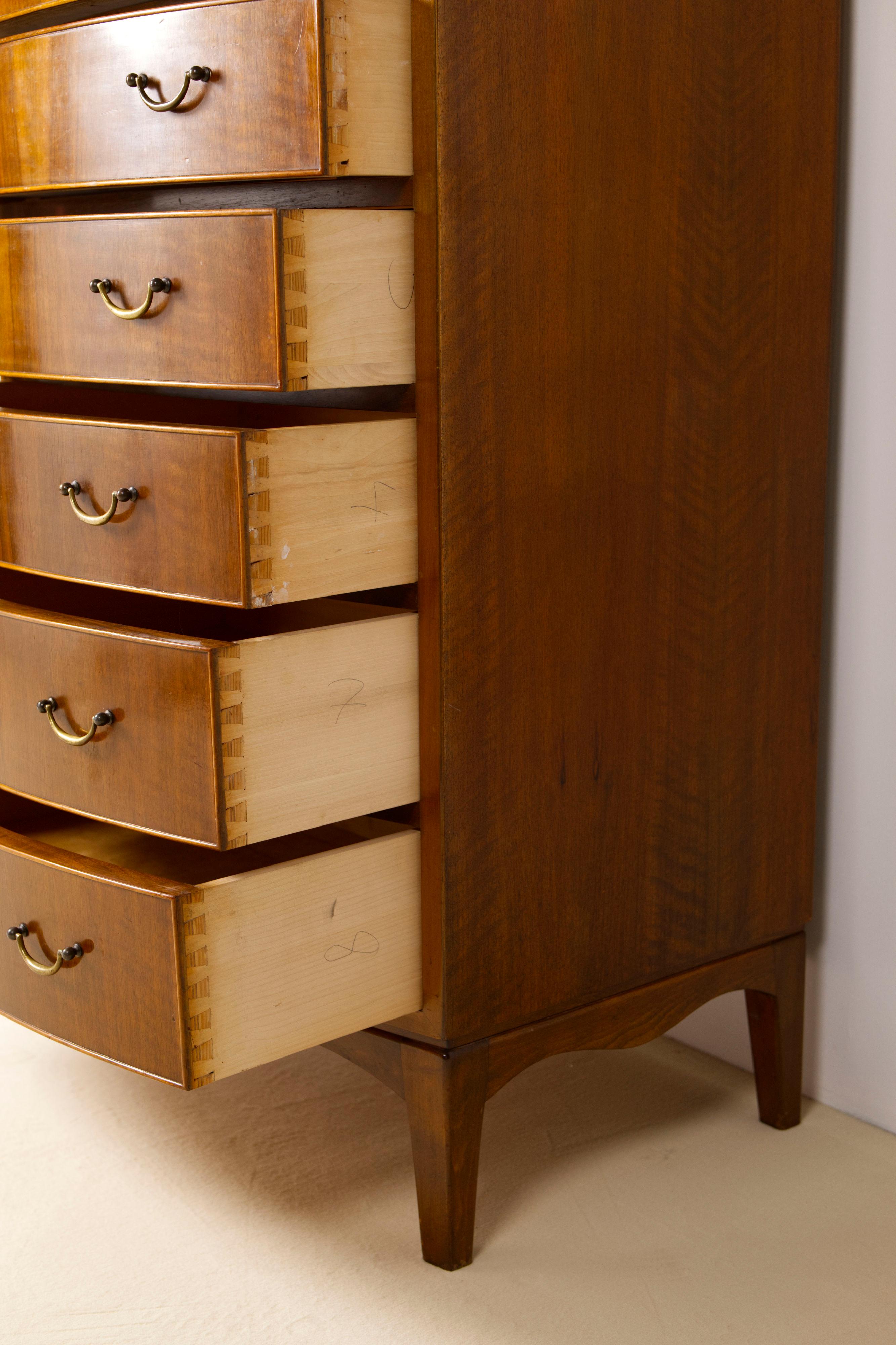 Grande commode en bois de noyer par Ole Wanscher, années 1940 en vente 5