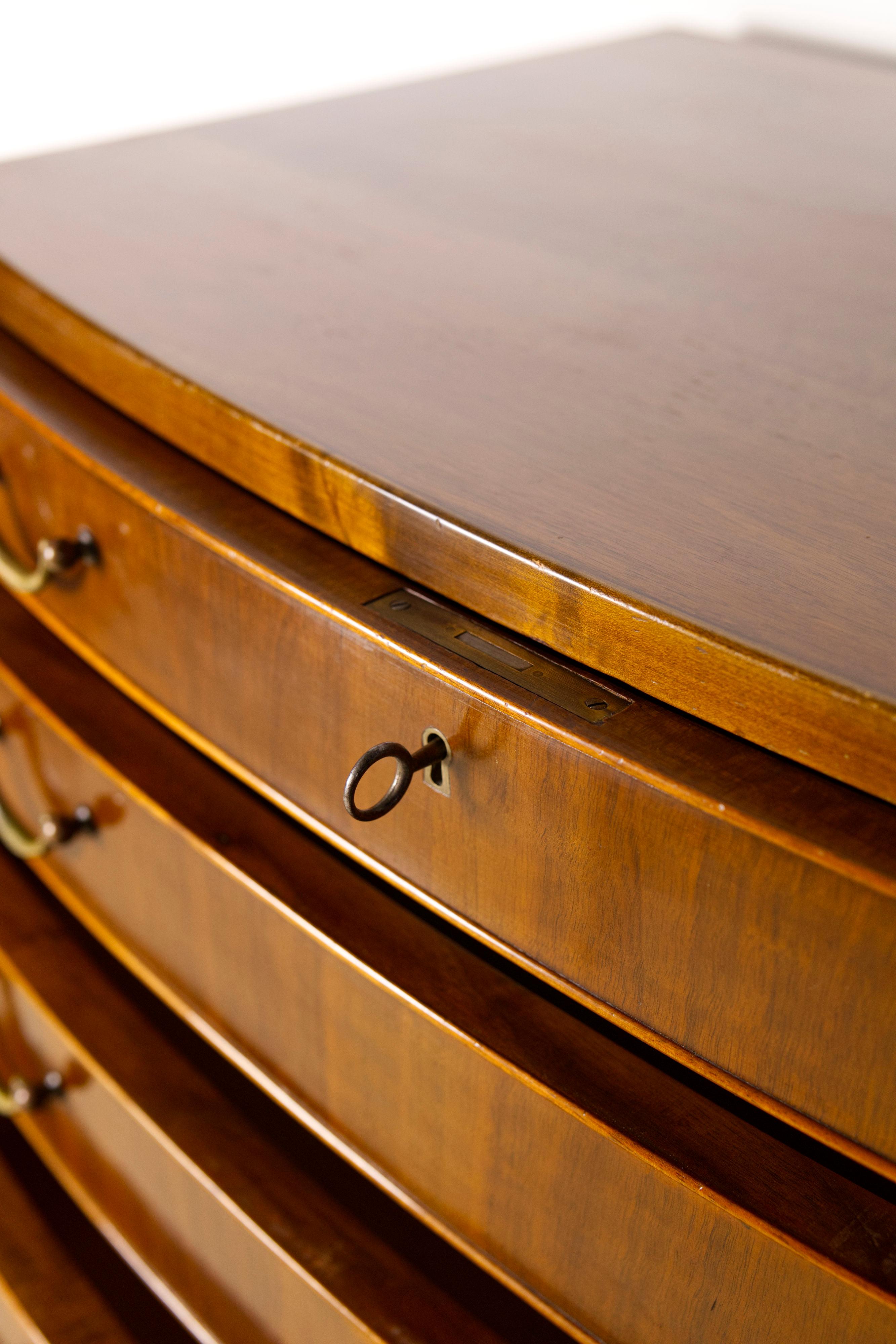 Grande commode en bois de noyer par Ole Wanscher, années 1940 en vente 7