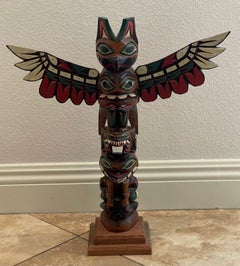 Grand poteau totem en bois sculpté à la main Nuu-chah-nulth de la côte nord-ouest par Sam Williams